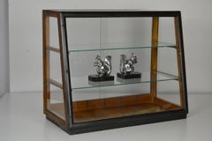 présentoir de comptoir en bois Art Déco des années 1930:: vitrine