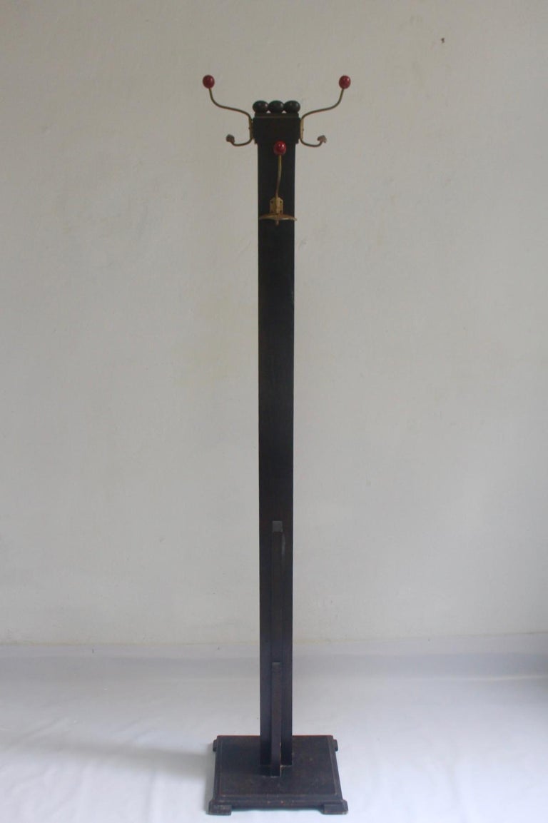 1930s Art Deco Wooden Floor Coat Rack For Sale at 1stDibs