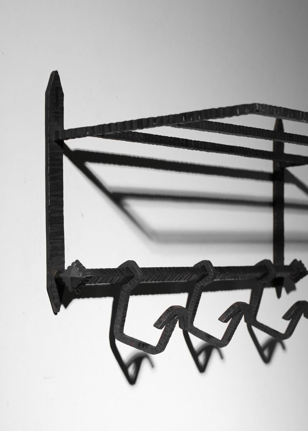 1930s Art Deco wrought iron coat rack In Good Condition For Sale In Ternay, Auvergne-Rhône-Alpes