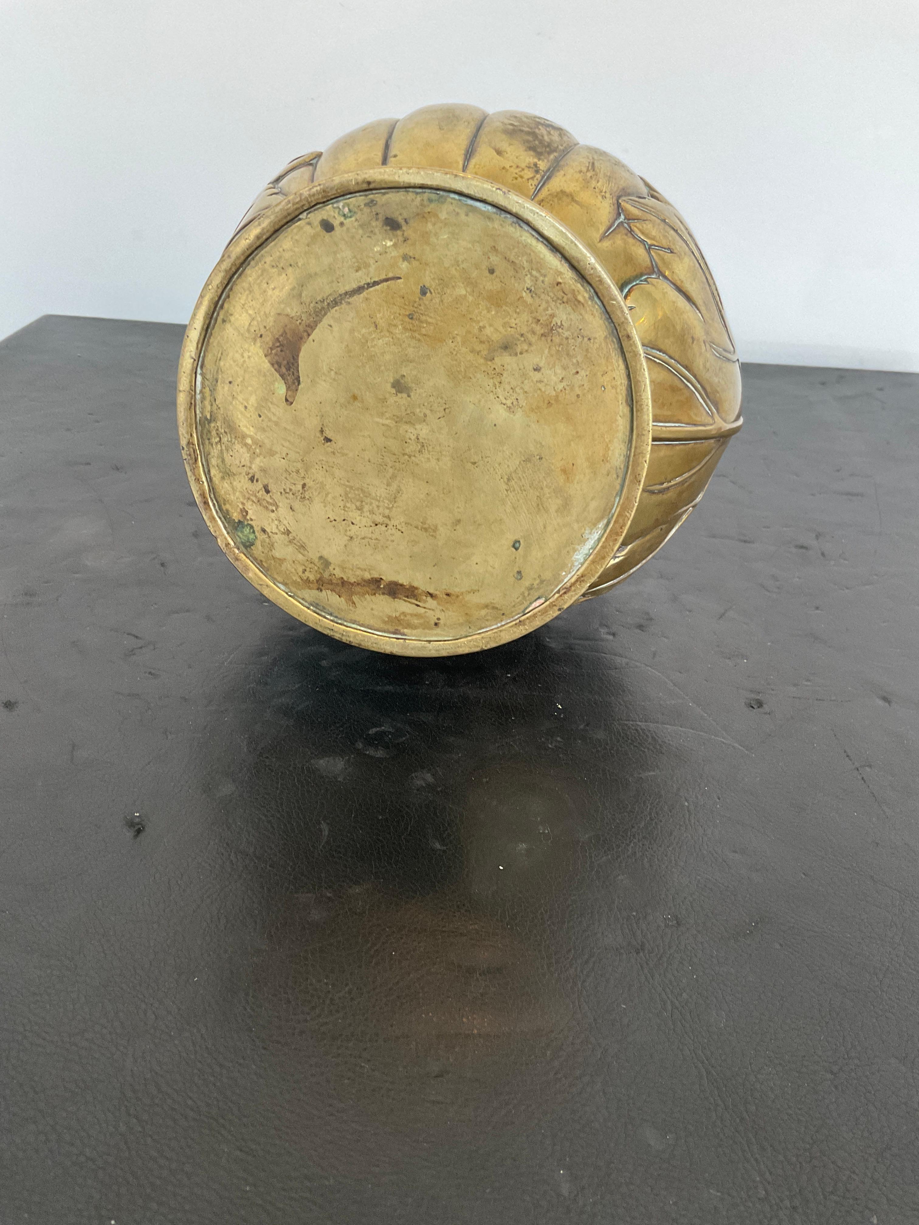 Vase en bronze Art nouveau des années 1930 en vente 7
