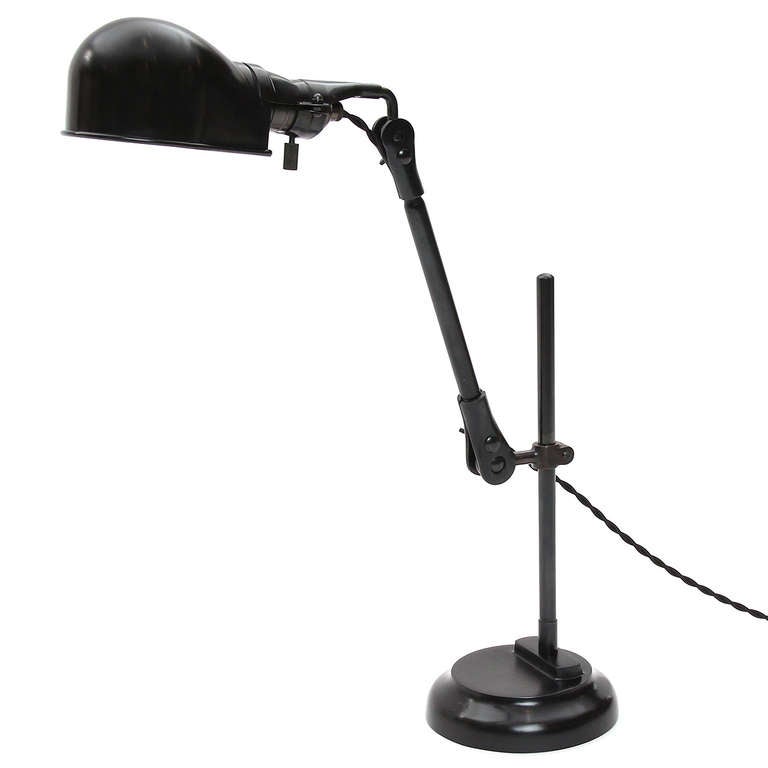 American 1930s Articulating Industrial Table Lamp For Sale