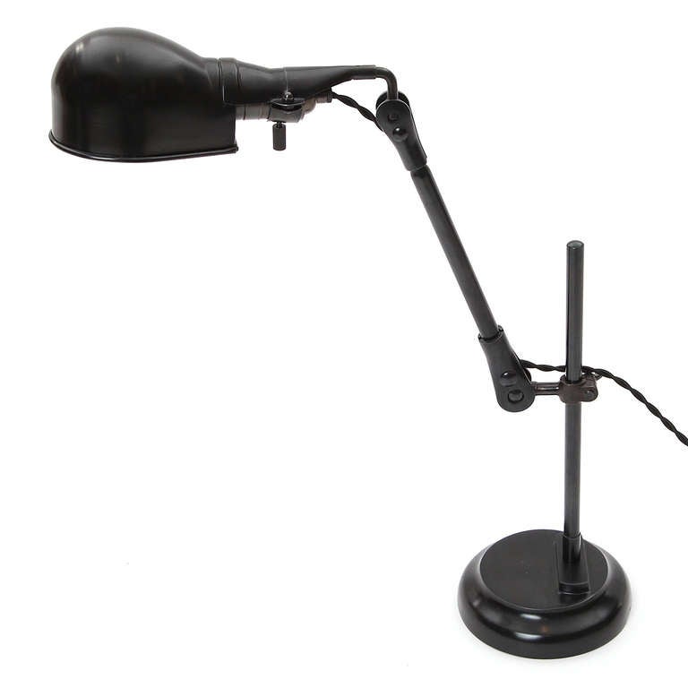 1930s Articulating Industrial Table Lamp In Good Condition For Sale In Sagaponack, NY