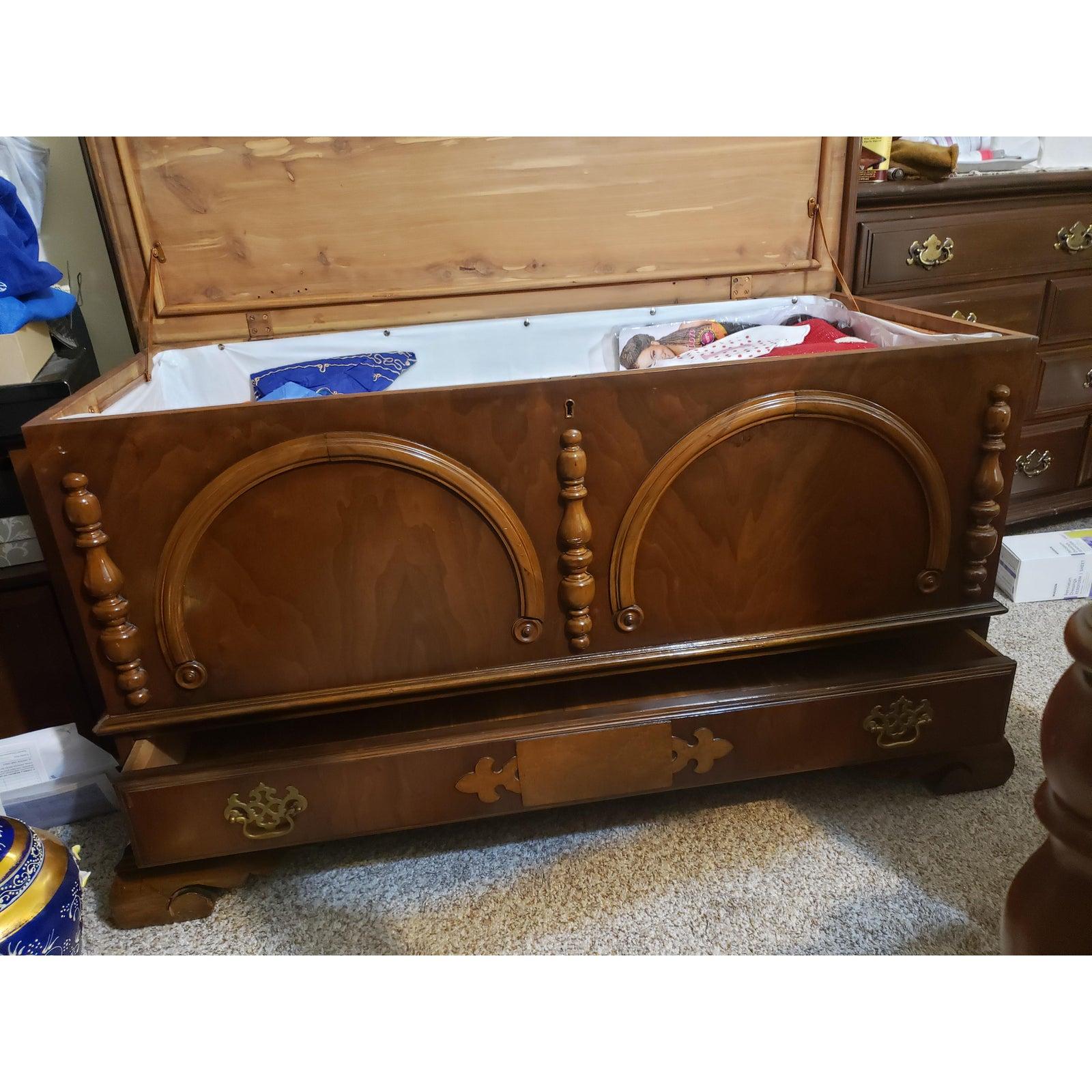 North American 1930s Arts Deco Cavalier Solid Mahogany and Maple Cedar Chest