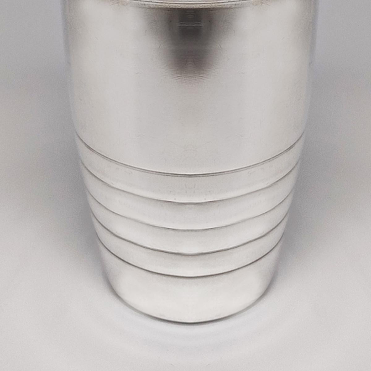 Metà XX secolo 1930 Stupefacente Shakers da cocktail Art Deco di Embe. Prodotto in Italia in vendita