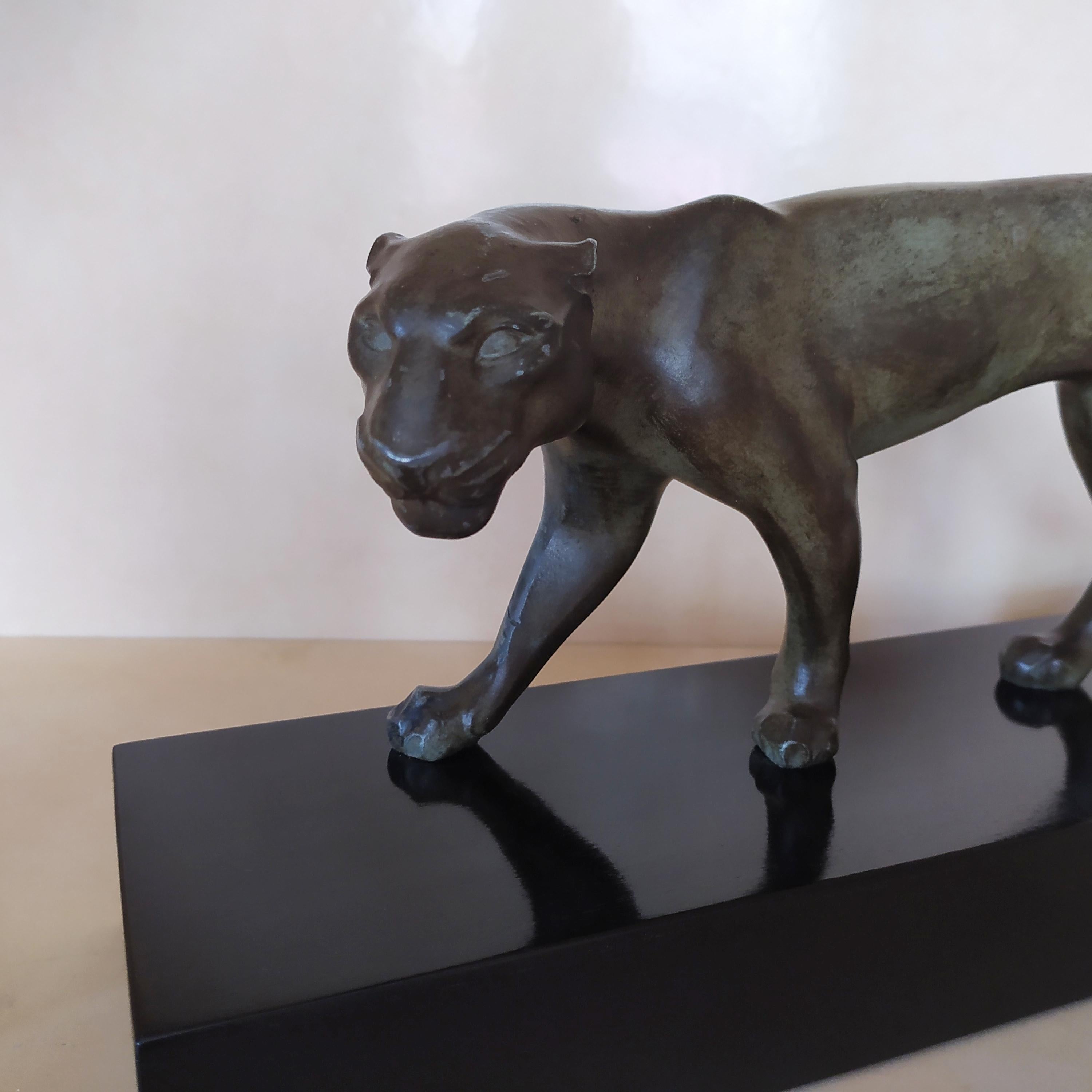 1930s Astonishing Art Deco Panther Sculputure, Made in france In Excellent Condition In Milan, IT