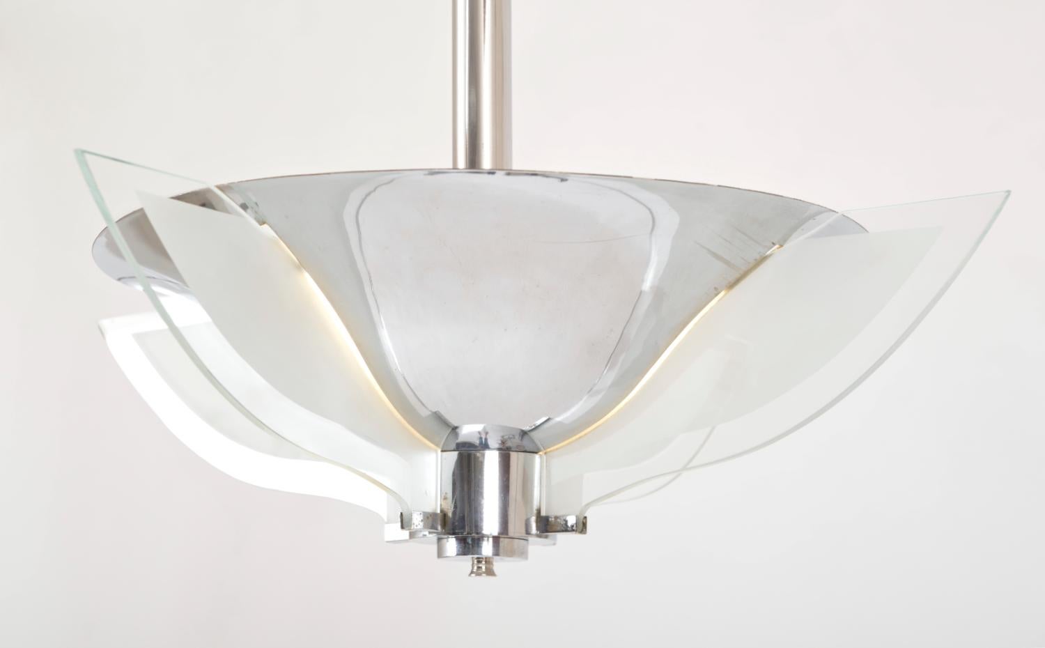 1930s Atelier Petitot French Art Deco Glass Chrome Ceiling Pendant Light For Sale 7