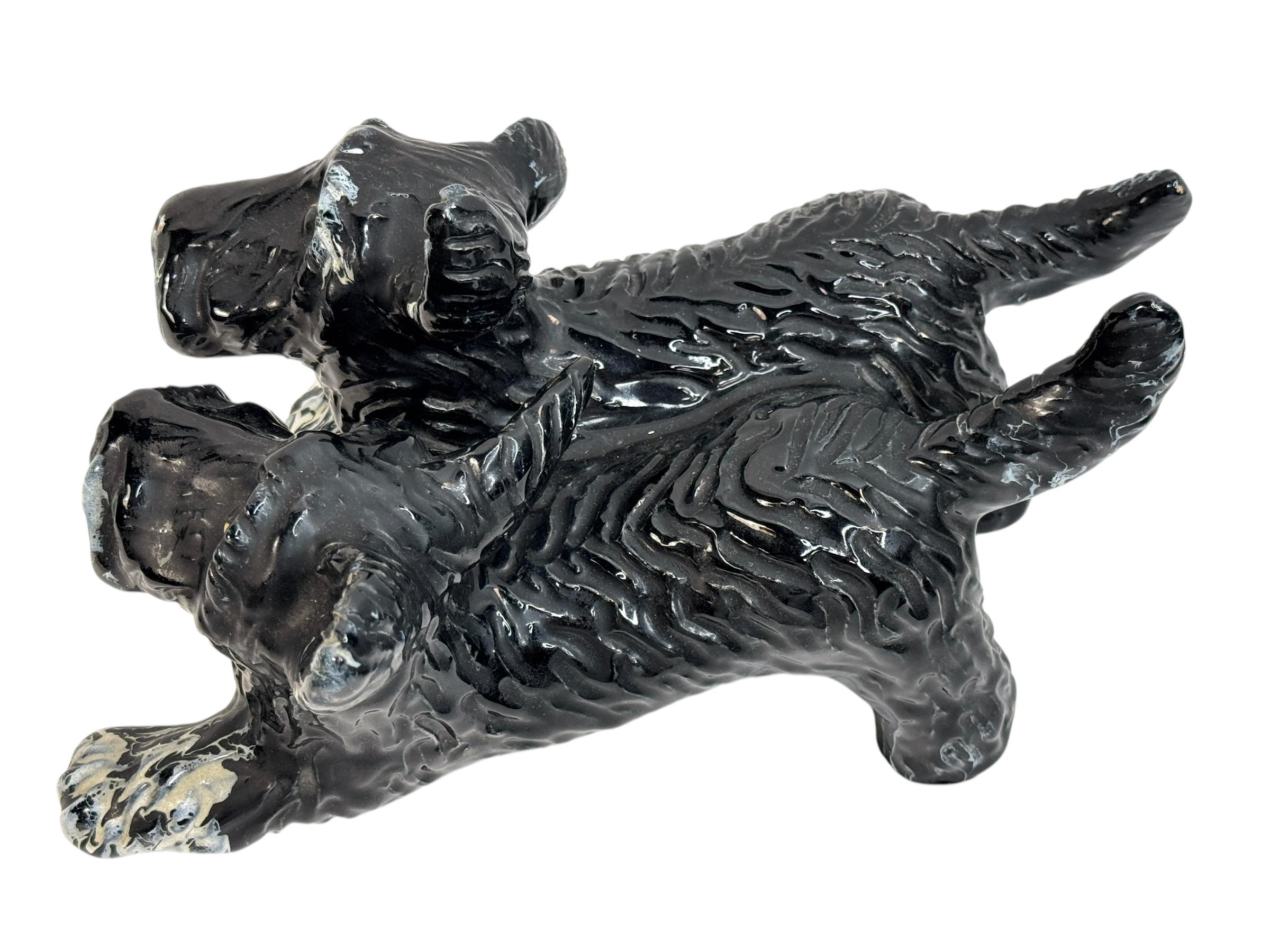 Statua di cane Scottie in ceramica Goldscheider degli anni '30 In condizioni buone in vendita a Nuernberg, DE