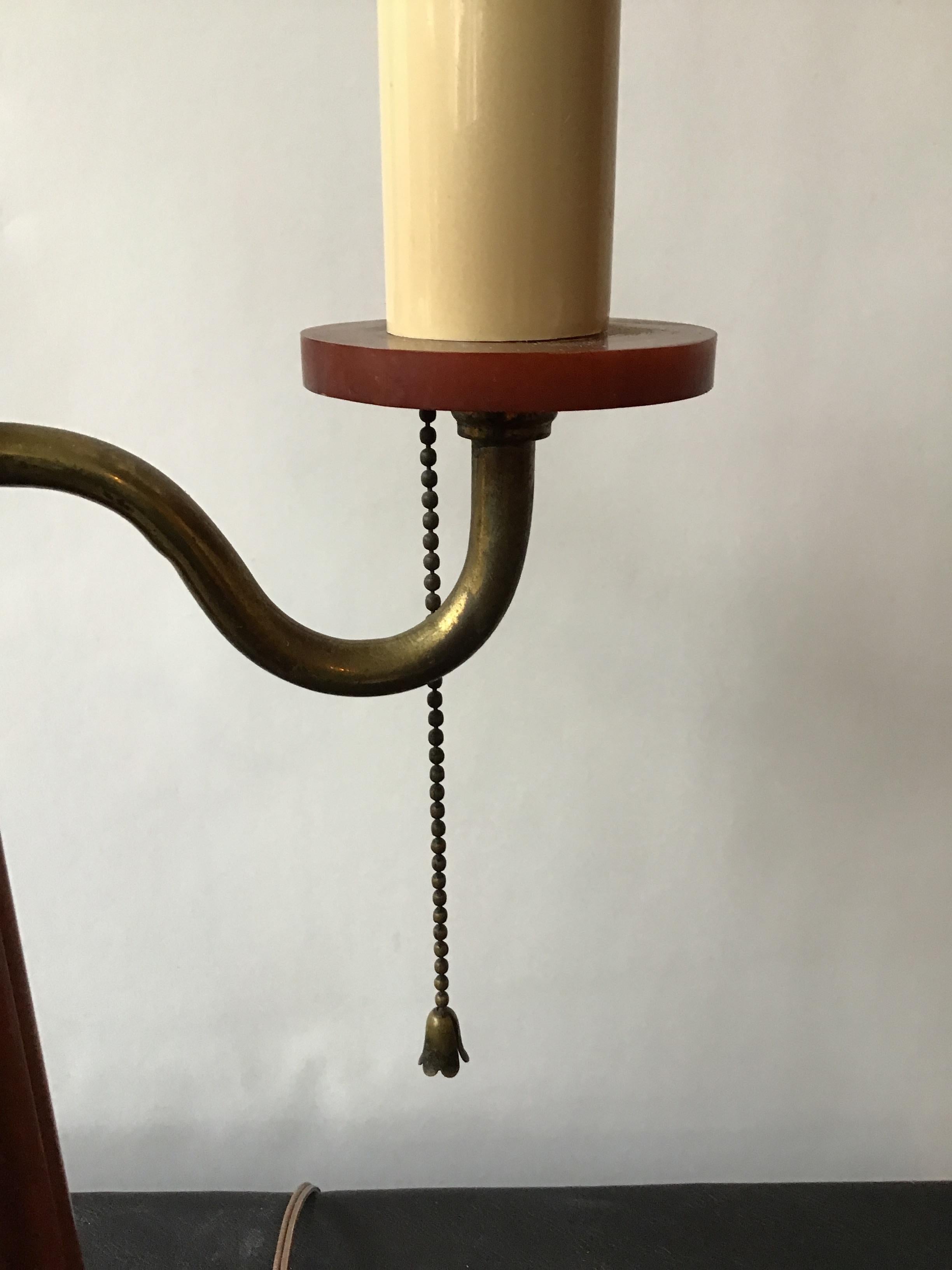 1930s Bakelite Lamp 3