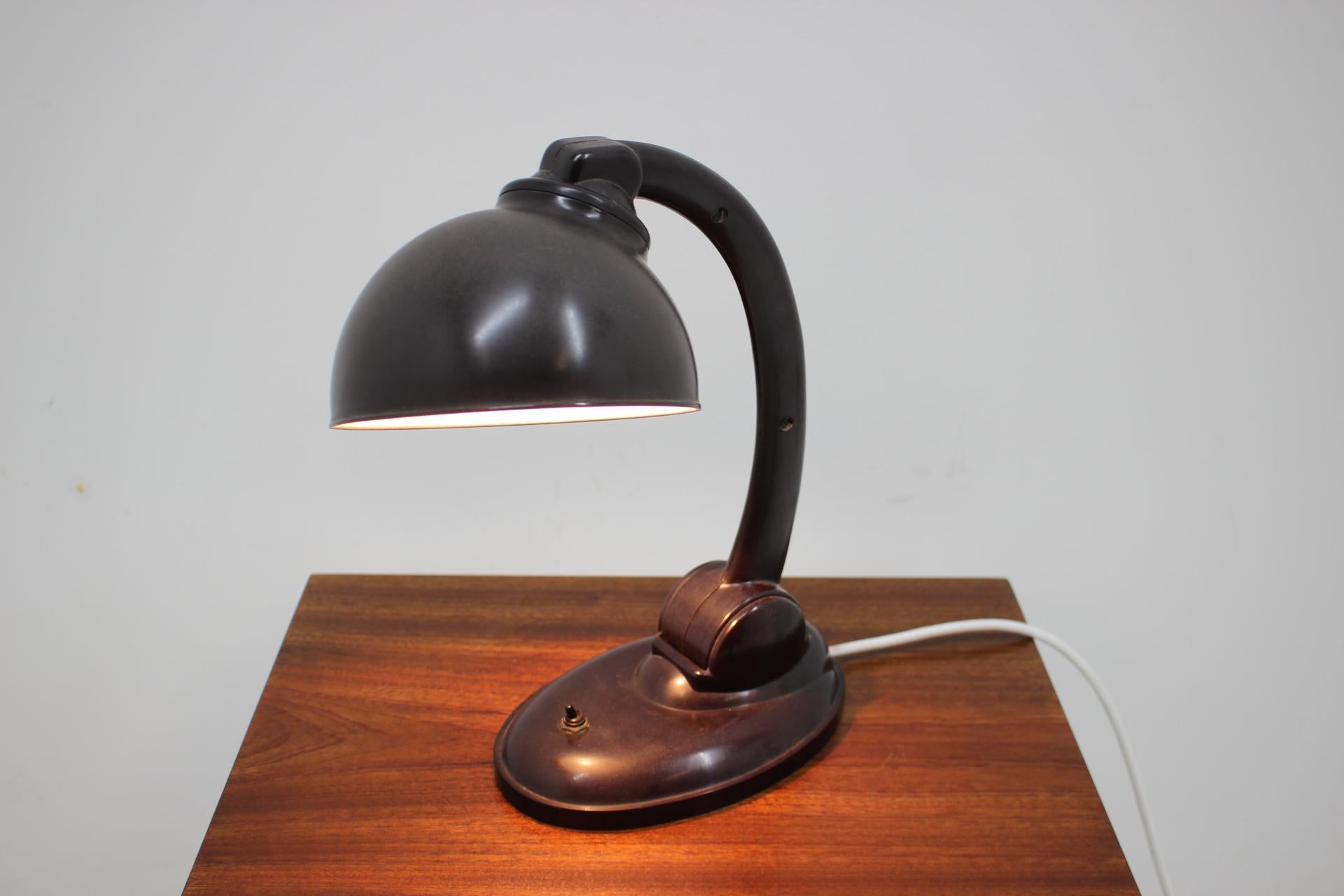1930s Bakelite Table Lamp by Eric Kirkman Cole, Czechoslovakia 4