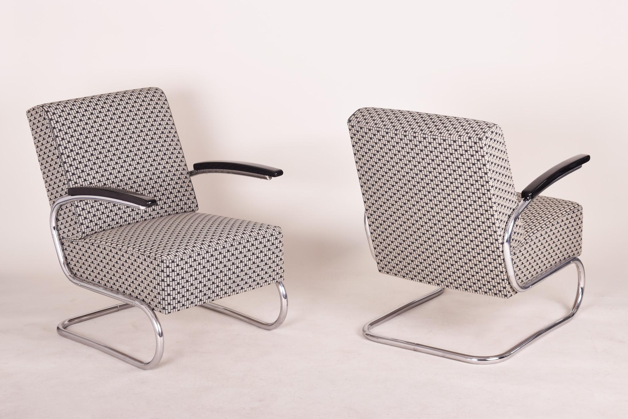 Mid-20th Century 1930s Bauhaus Armchairs, Made by Mucke Melder in Czechia For Sale