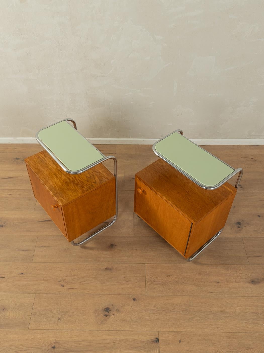 Tchèque 1930s Bauhaus Bedside Tables, Kovona en vente