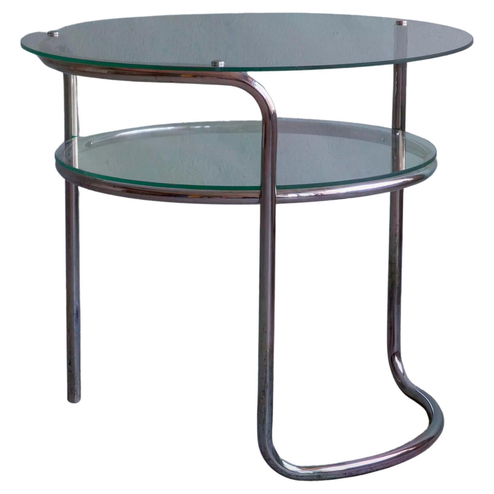 1930s Bauhaus chrome plated tubular steel and glass side table by Mücke-Melder For Sale