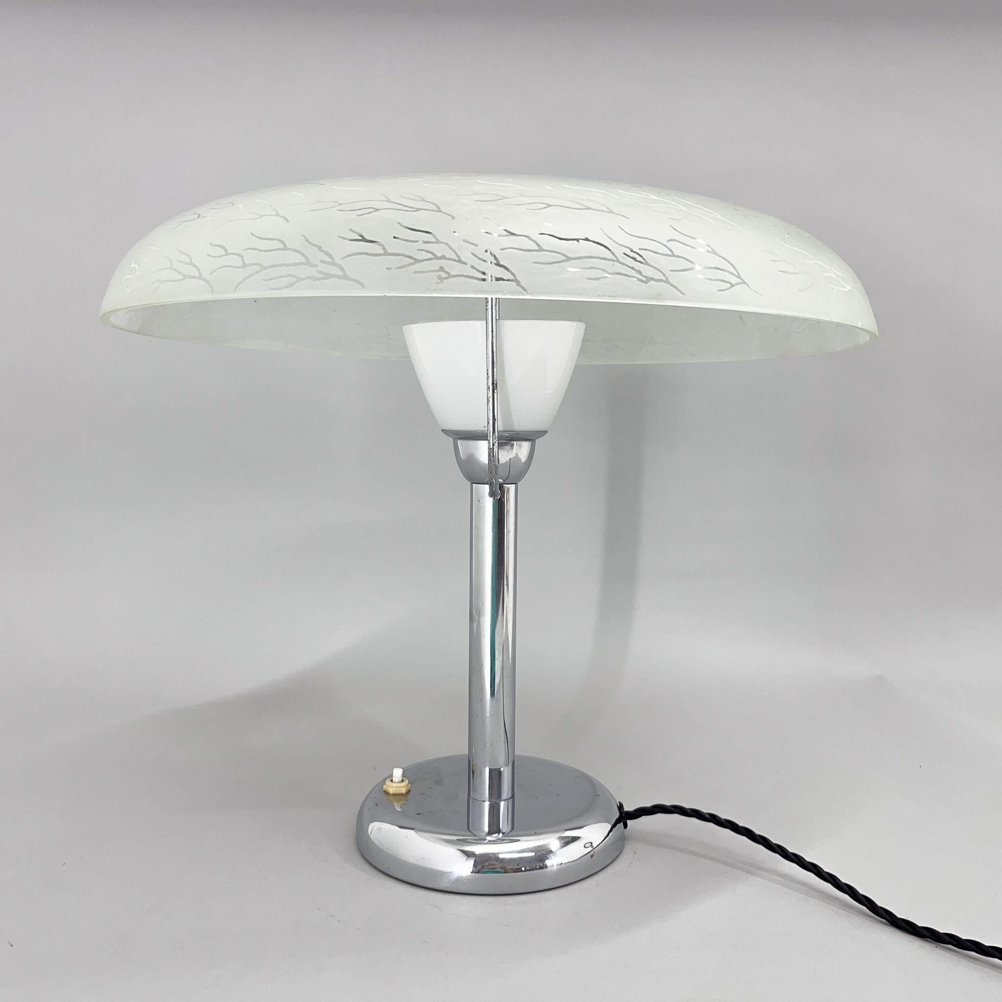 1930s Bauhaus Chrome Table Lamp, Czechoslovakia For Sale 6