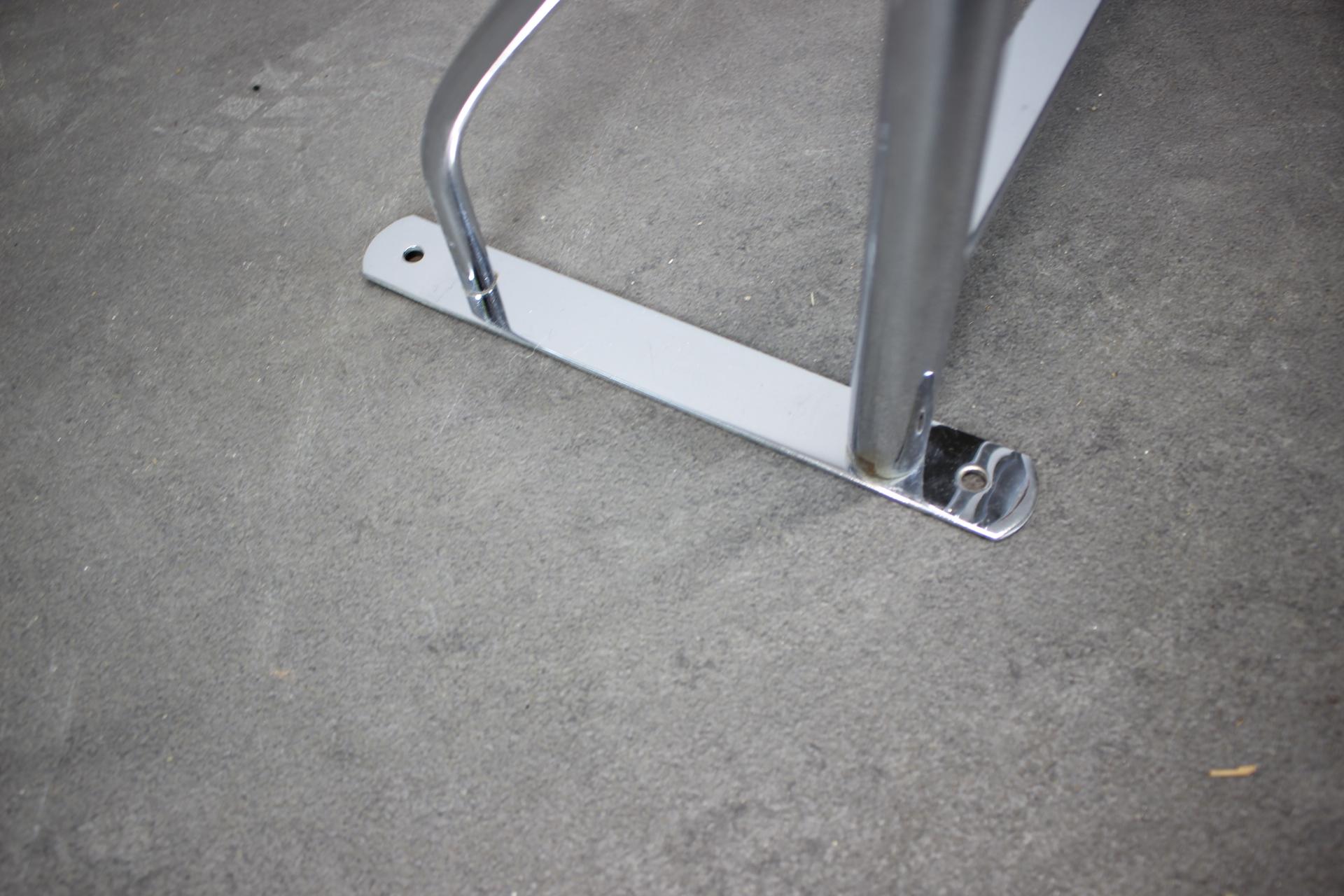 Cromo Appendiabiti da parete in cromo Bauhaus anni '30 in vendita