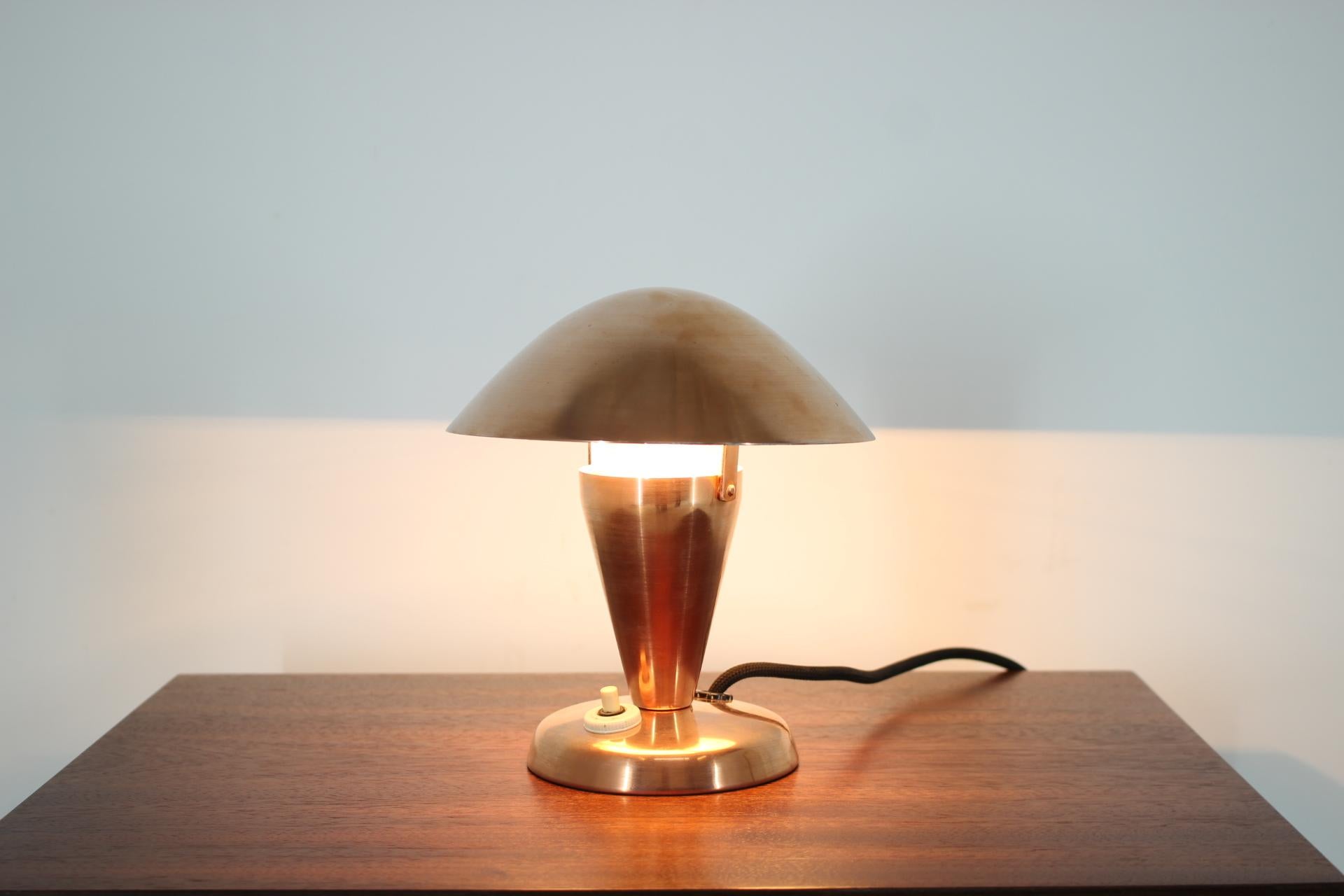 1930s Bauhaus Copper Small Table Lamp, Czechoslovakia 7