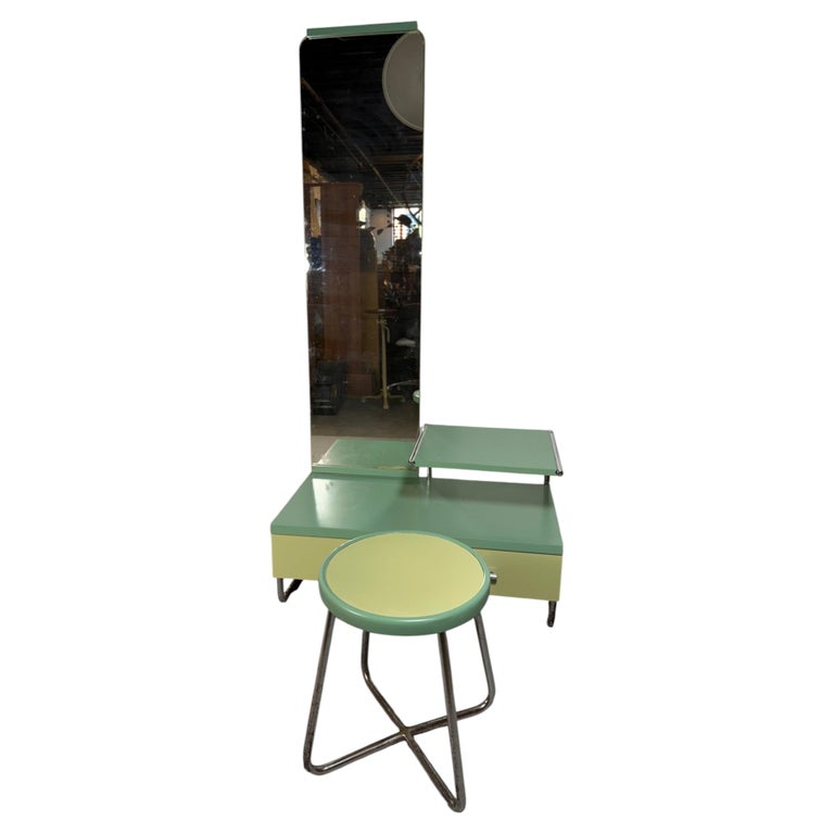 1930s Bauhaus Dressing Table Mirror and Stool /green lacquer by R.Slezák, Czech For Sale at 1stDibs