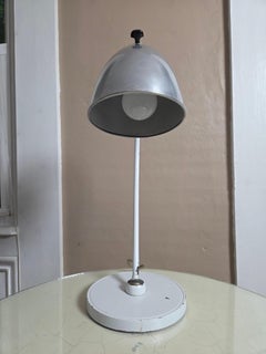 Lampe allemande Hala Zeeland modèle 110 des années 1950 (milieu du siècle), en aluminium blanc et poli