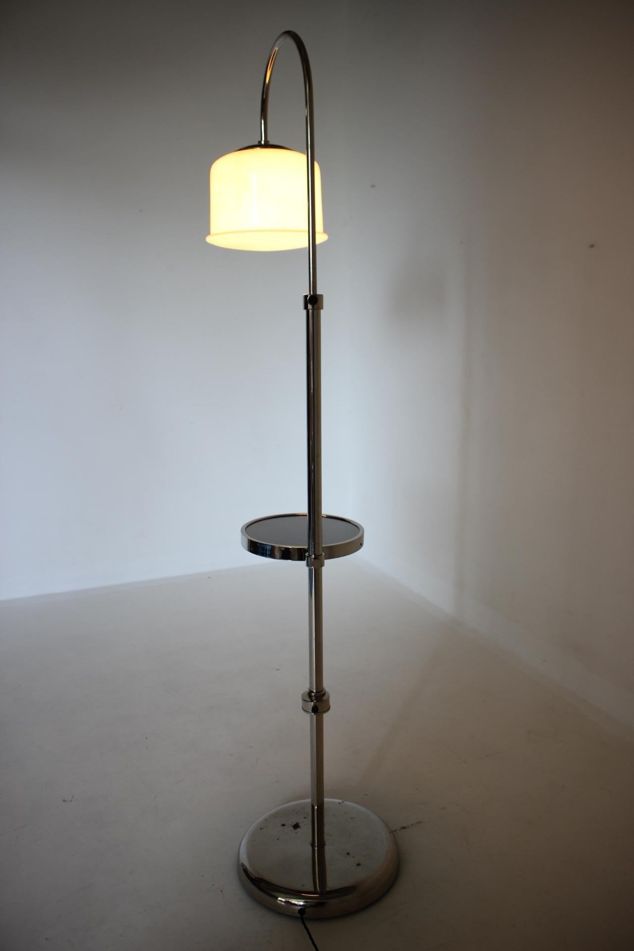 1930s Bauhaus Floor Lamp, Czechoslovakia For Sale 12