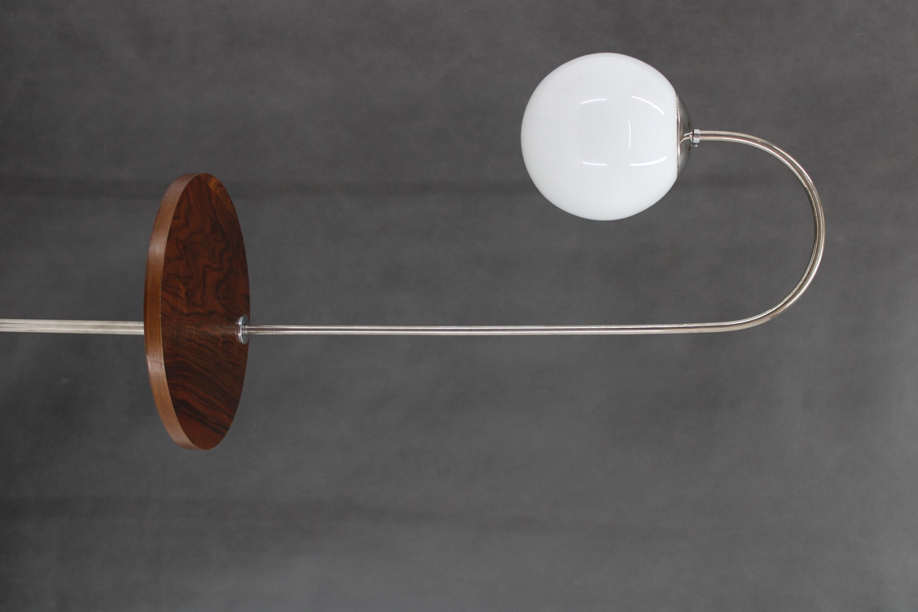 1930s Bauhaus Floor Lamp, Czechoslovakia For Sale 3
