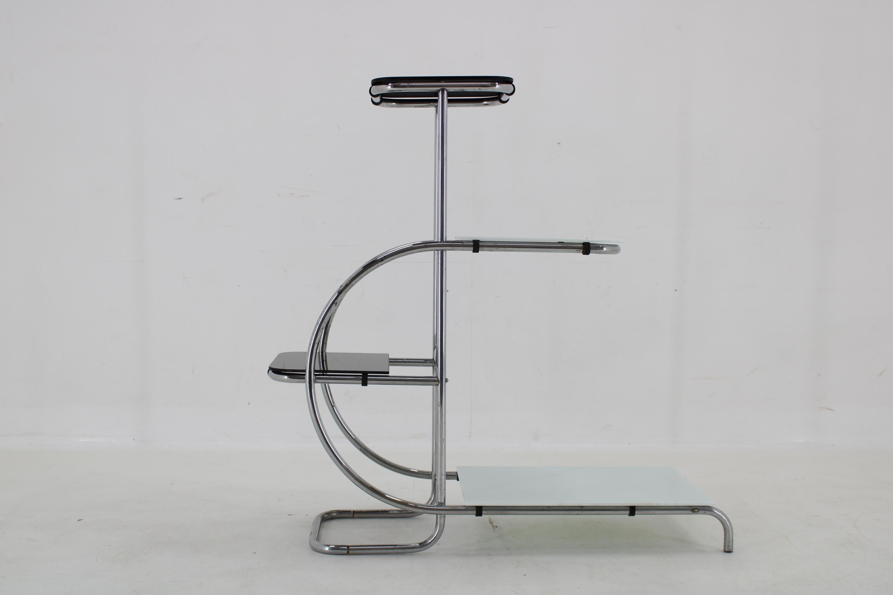 1930s Bauhaus Flower Stand with Glass, Czechoslovakia In Good Condition For Sale In Praha, CZ