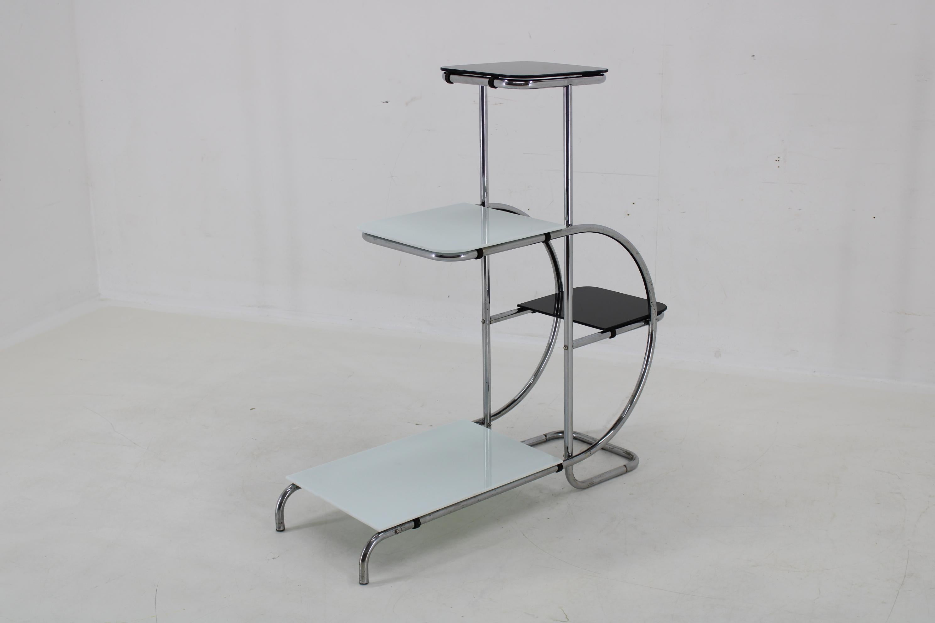 1930s Bauhaus Flower Stand with Glass, Czechoslovakia For Sale 2