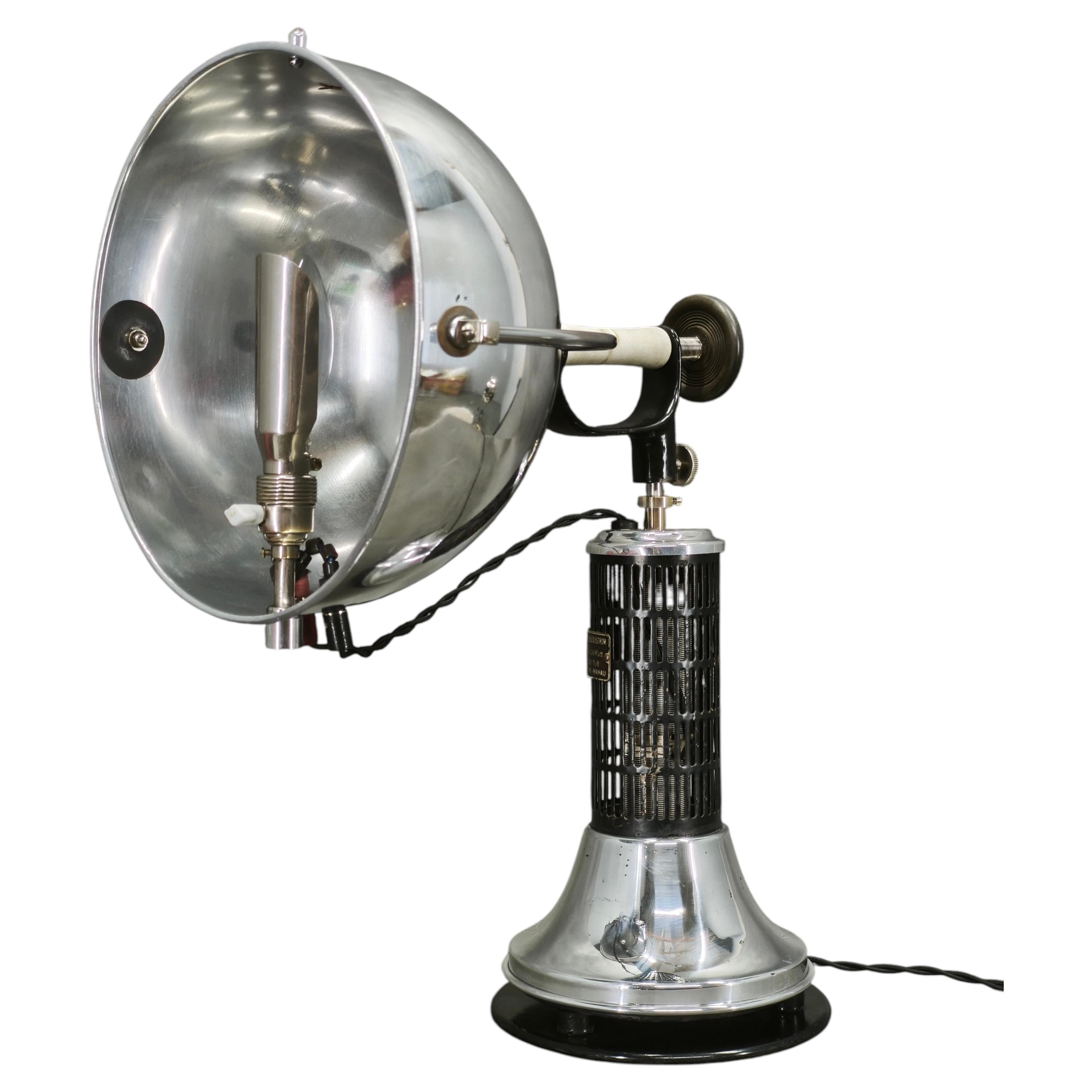 1930s Bauhaus Hanau Quartz Chrome Adjustable Table Lamp, Germany For Sale