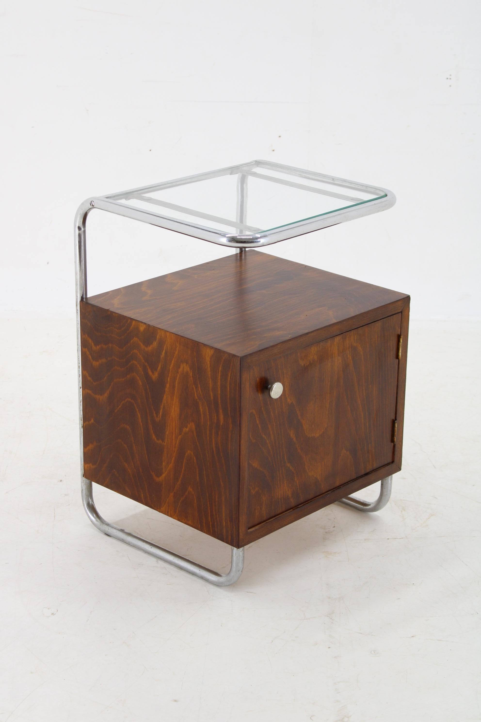 1930s Bauhaus Nightstand by Vichr a Spol., Czechoslovakia 2
