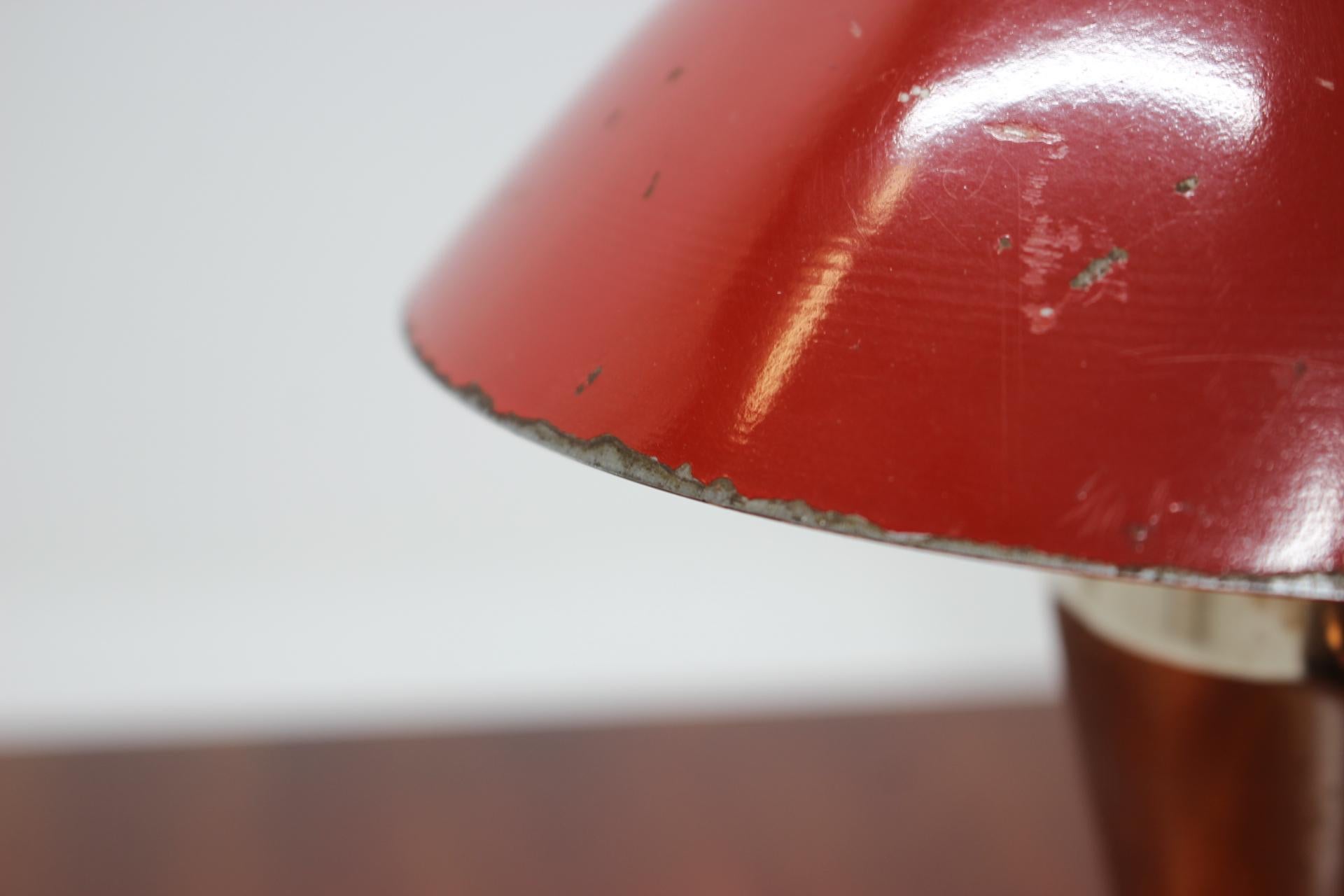 1930s Bauhaus Red Small Table Lamp, Czechoslovakia For Sale 7
