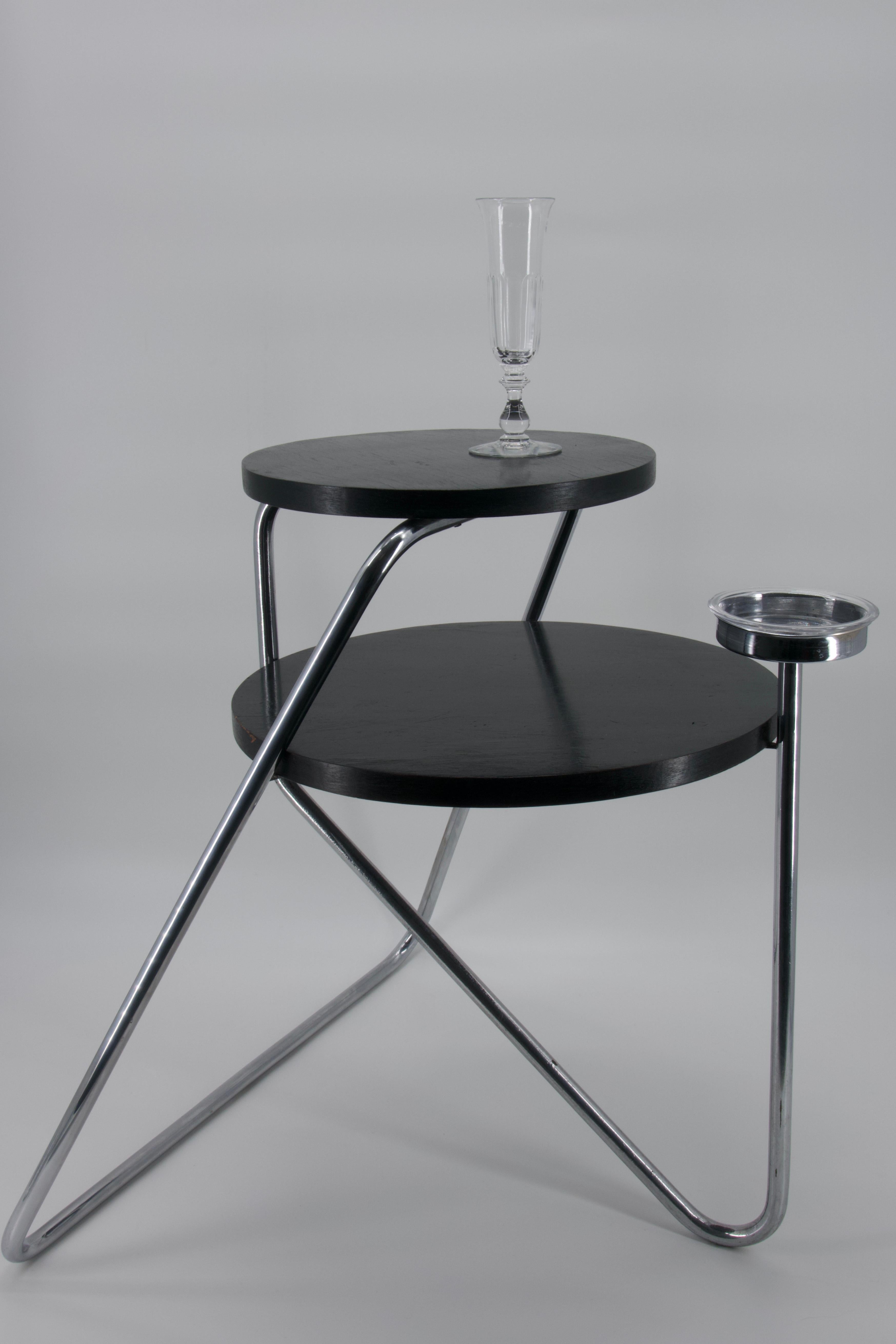 1930s Bauhaus Coffee Table Thonet B153 Chromed Tubular Steel Black Wood (Glas) im Angebot