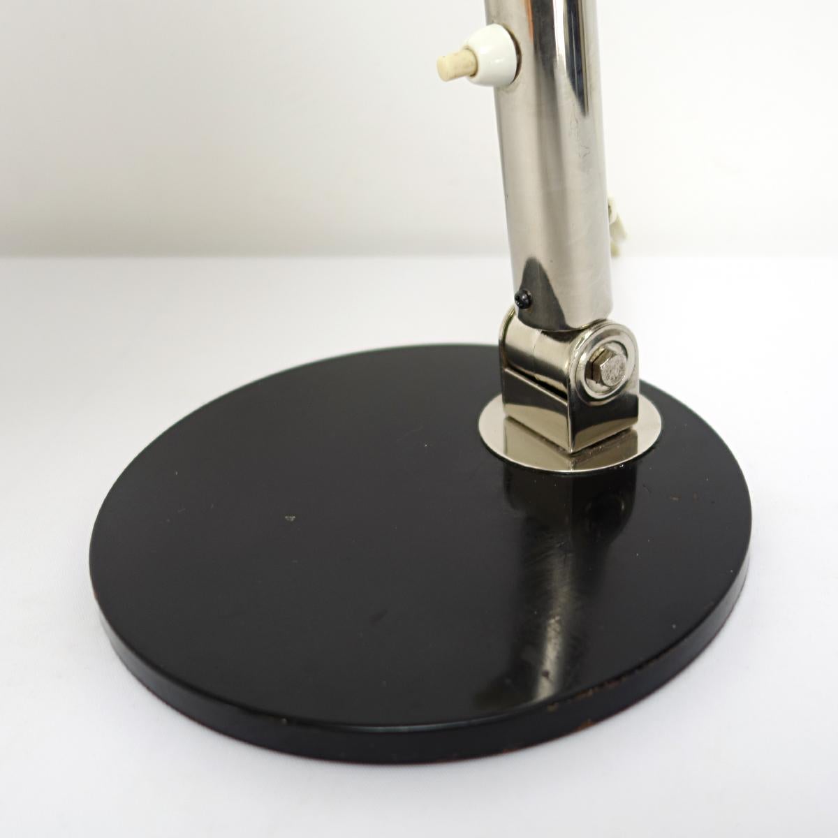 1930's Bauhaus Style Desk Lamp P 144 Designed by H. Busquet for Hala Zeist 2