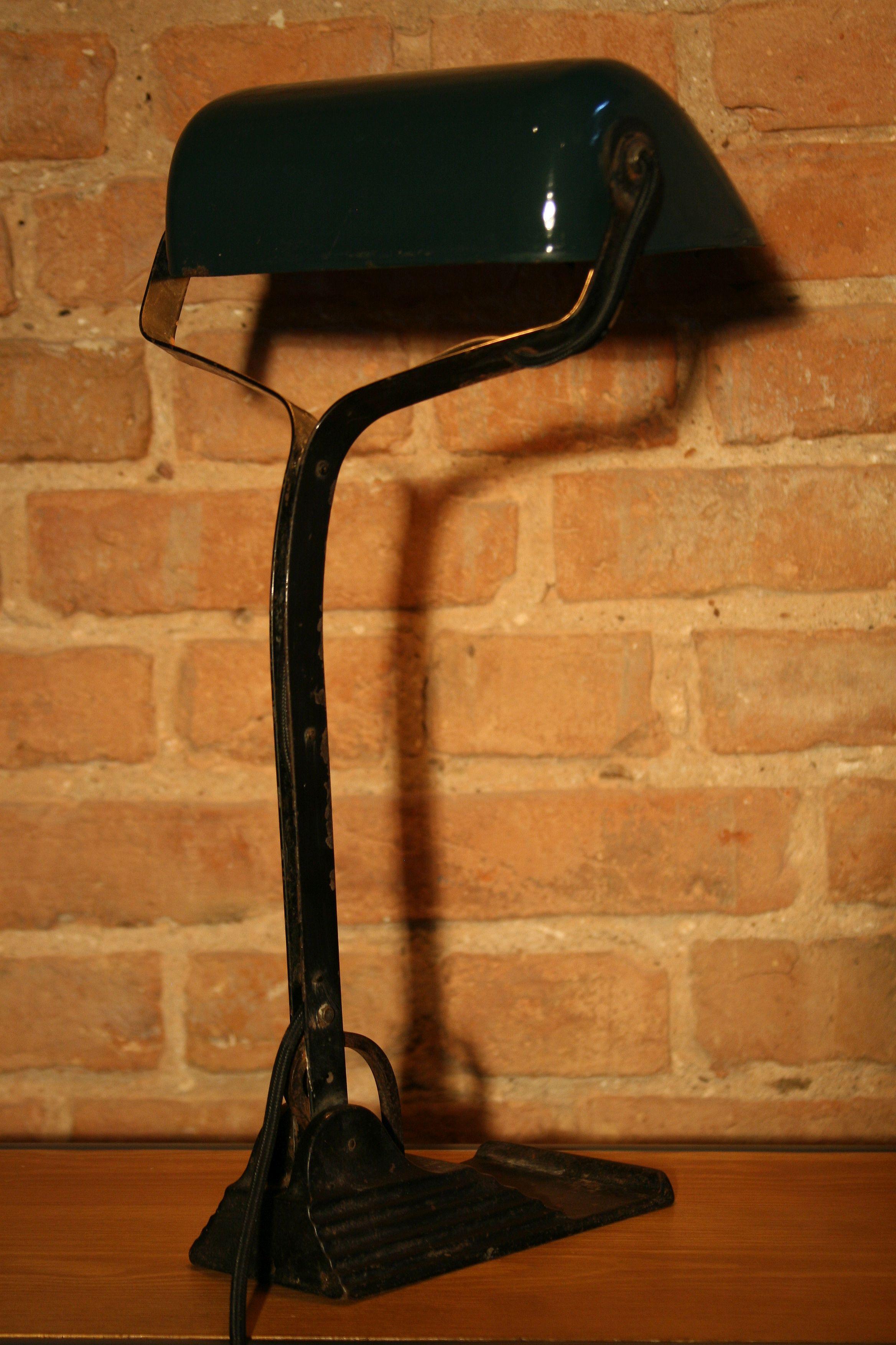 1930s Bauhaus Style HORAX Table Lamp In Good Condition For Sale In Warsaw, PL