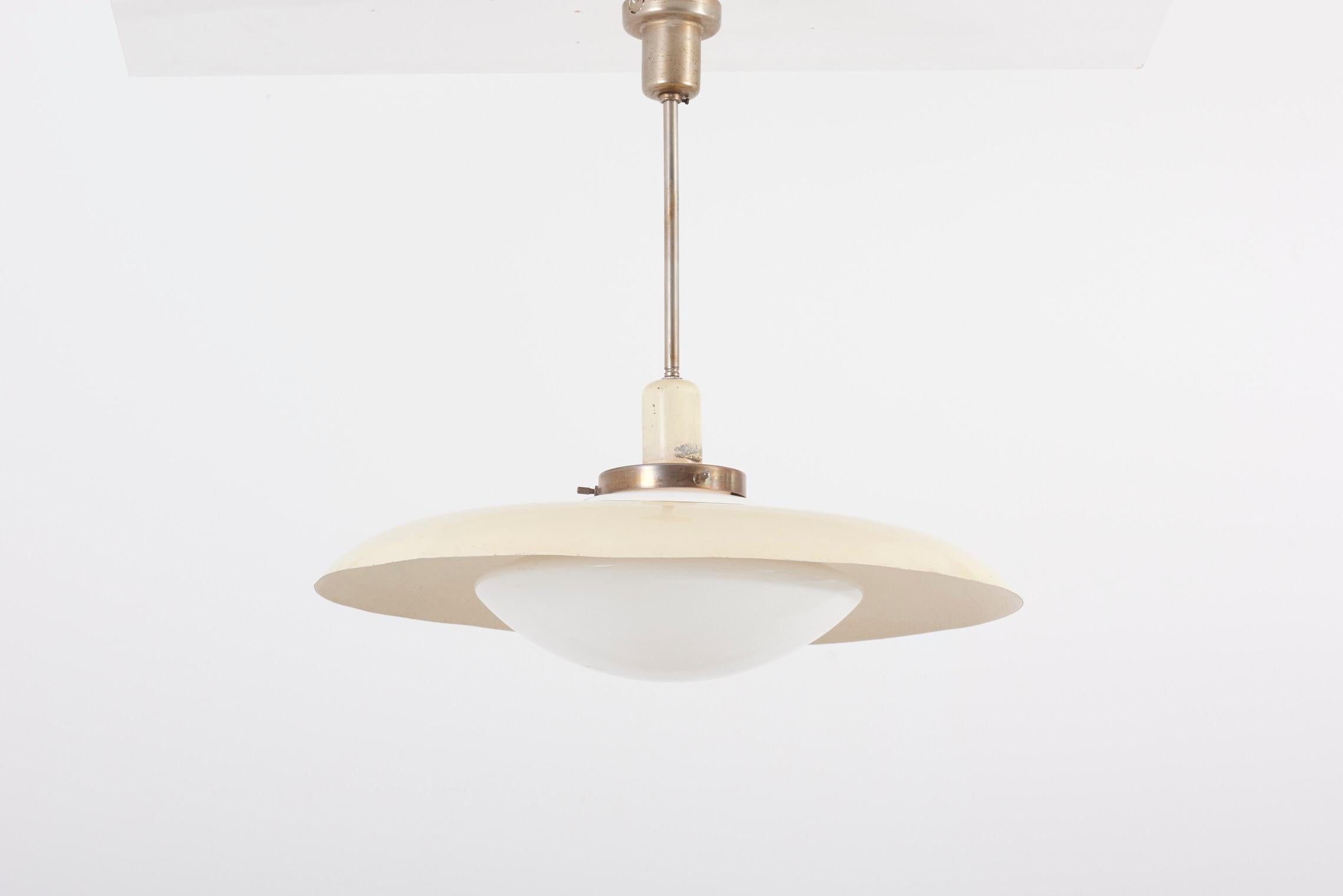 1930s Bauhaus Style Pendant Lamp In Fair Condition For Sale In Berlin, DE