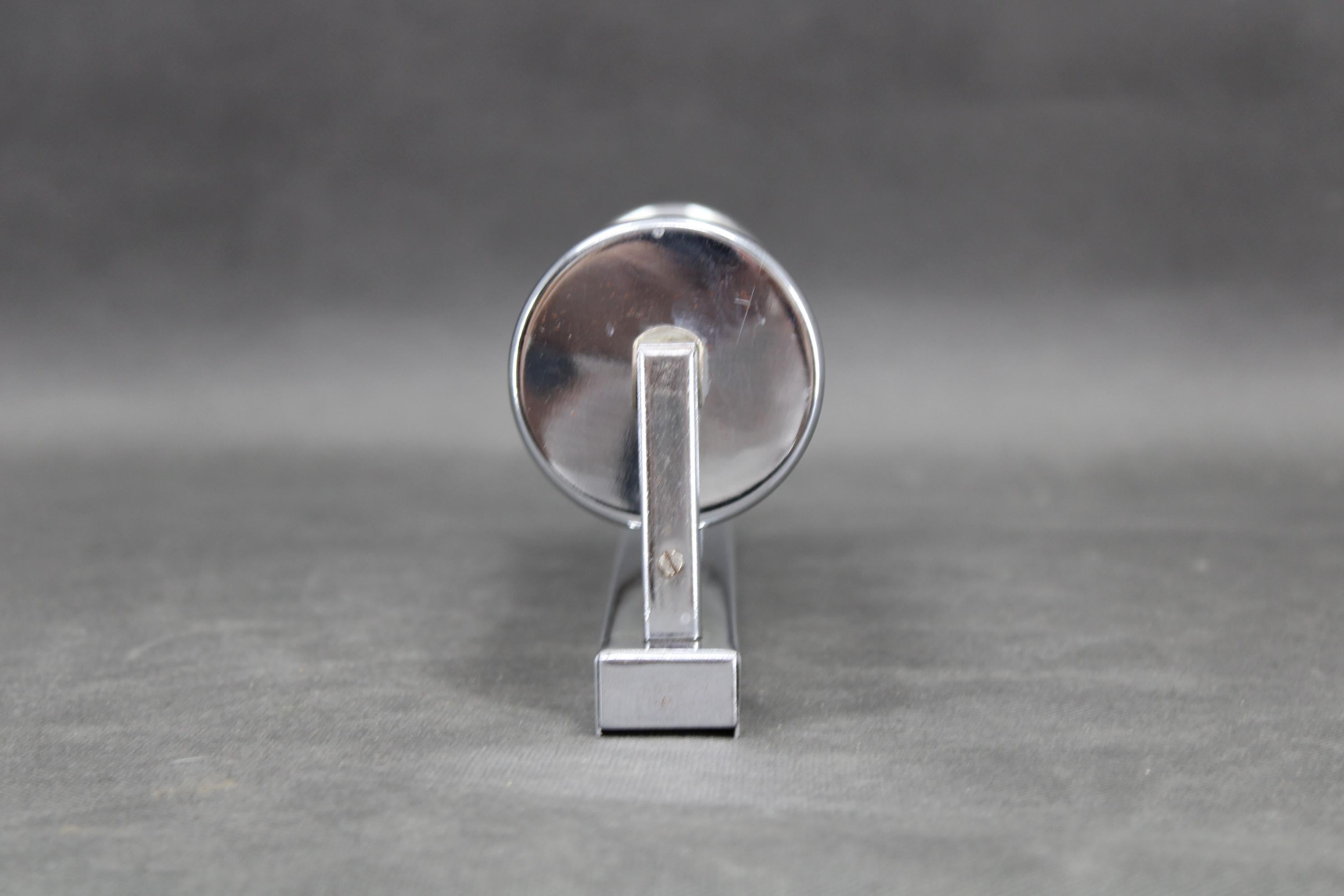 Tchèque Applique tubulaire Bauhaus des années 1930, chrome et verre crème, Tchécoslovaquie en vente