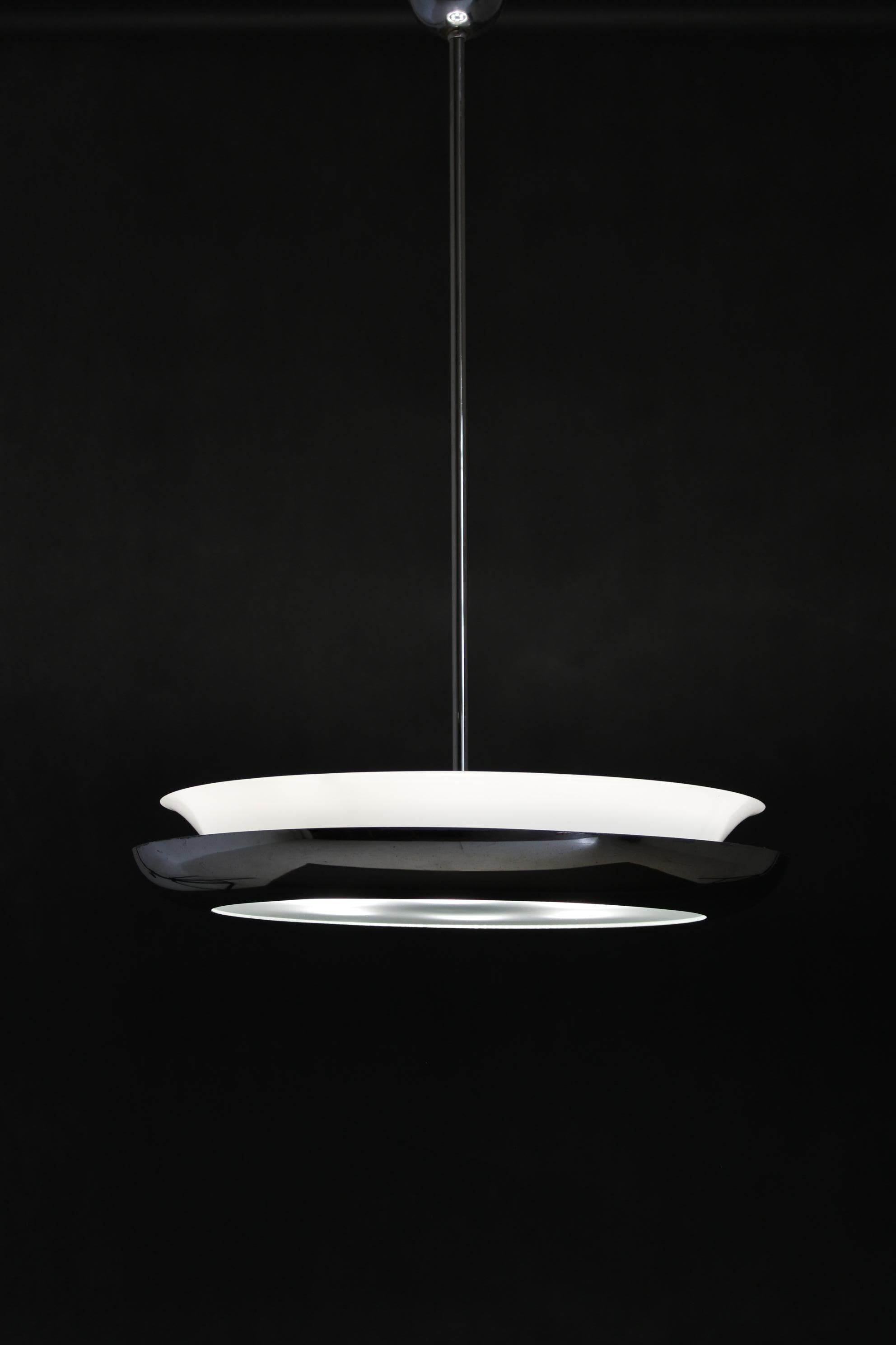 Bauhaus-Kronleuchter „UFO“ von Josef Hurka, Tschechoslowakei, 1930er Jahre im Angebot 4