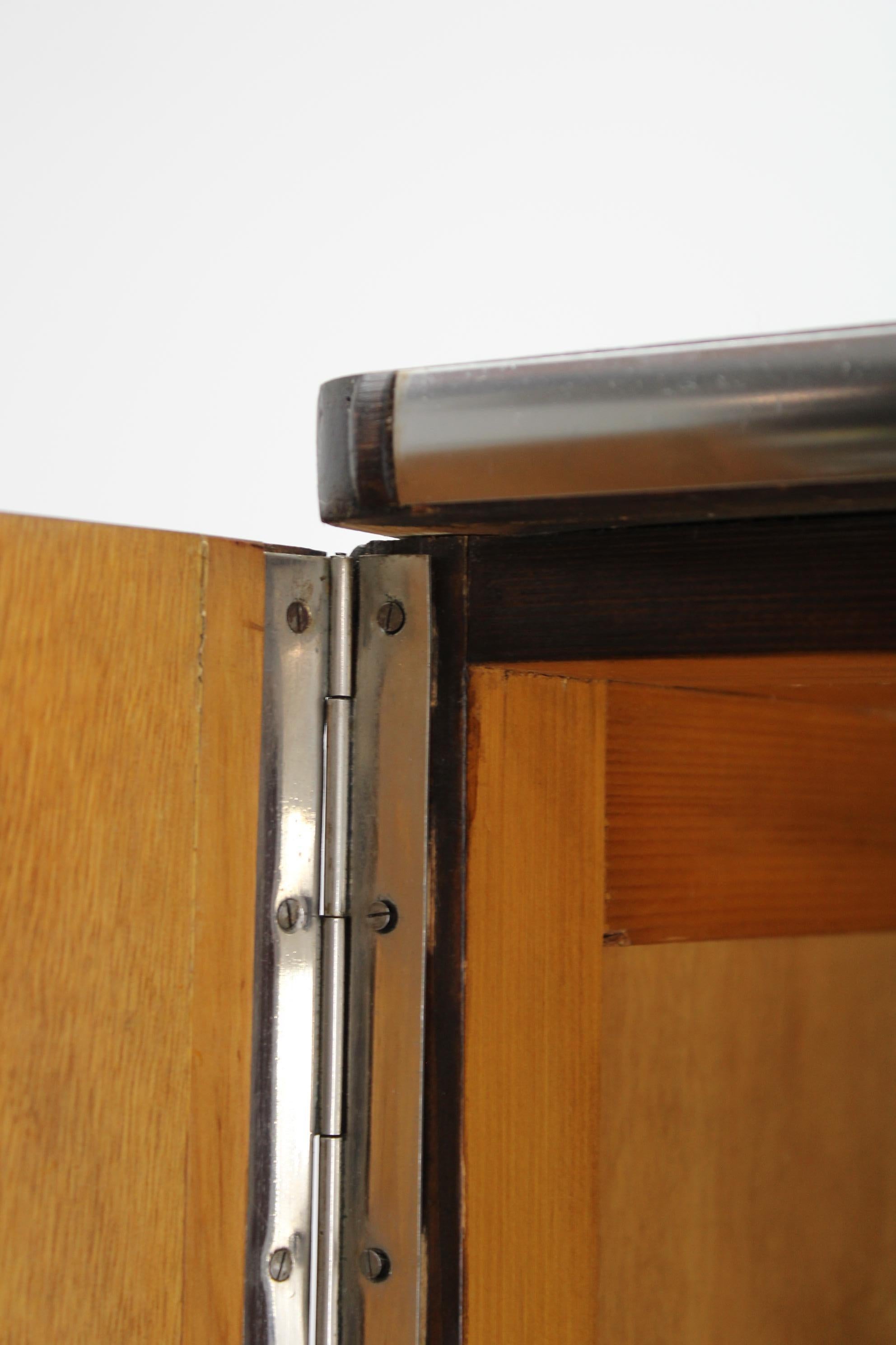 Bauhaus-Kleiderschrank von Vichr & Spol, Tschechoslowakei, 1930er Jahre 6