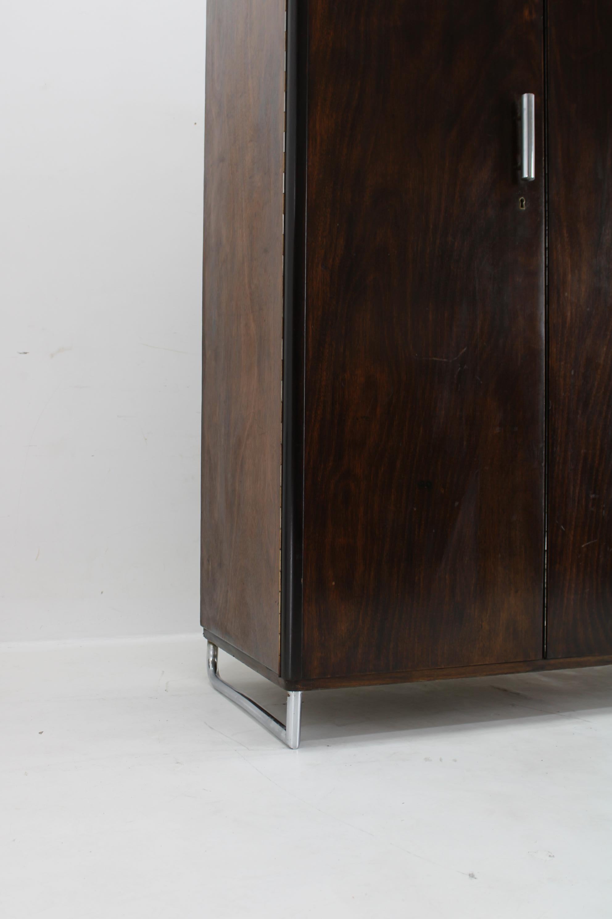 Bauhaus-Kleiderschrank von Vichr & Spol, Tschechoslowakei, 1930er Jahre 7