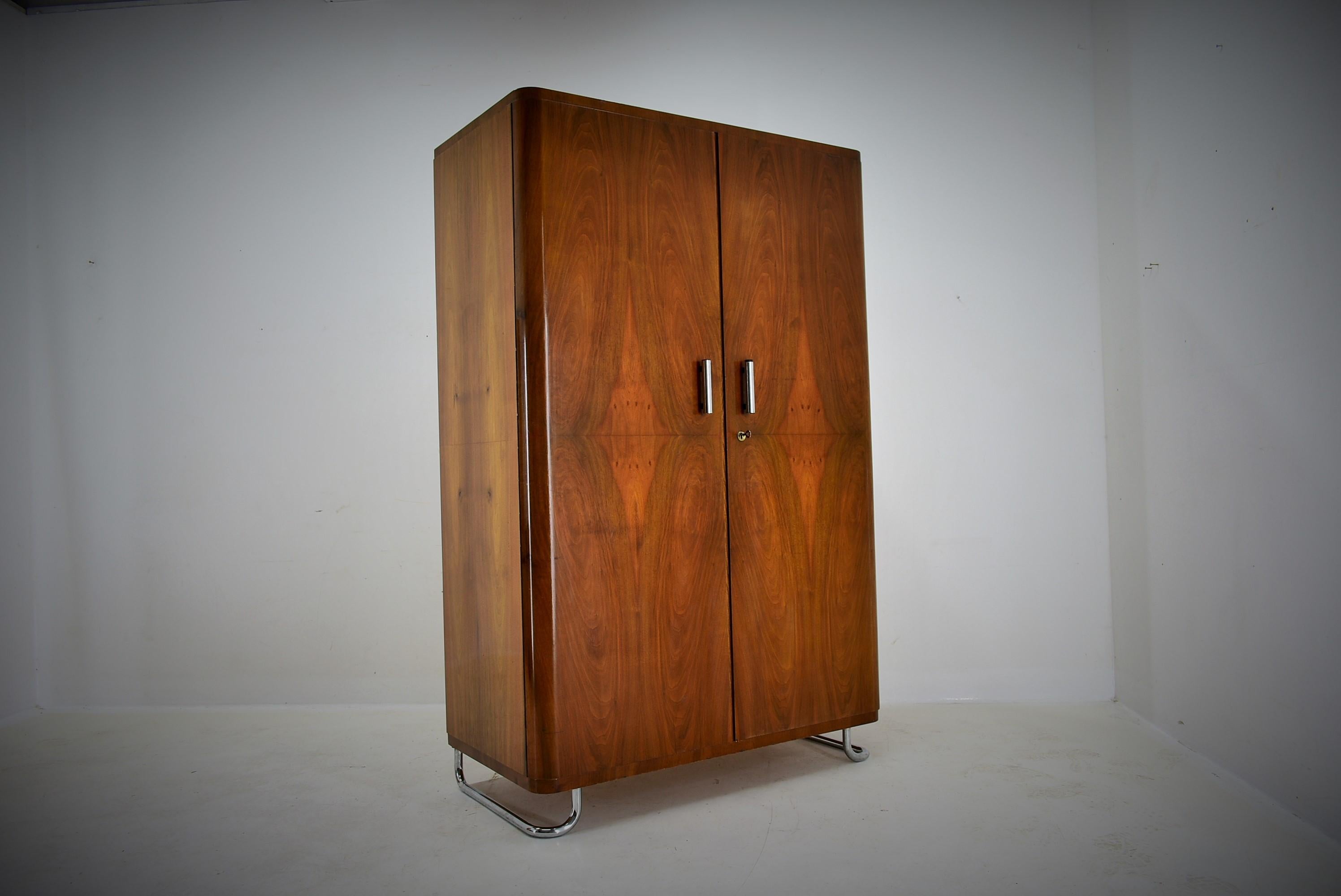 Wood 1930s  Bauhaus Wardrobe in Walnut, Czechoslovakia For Sale