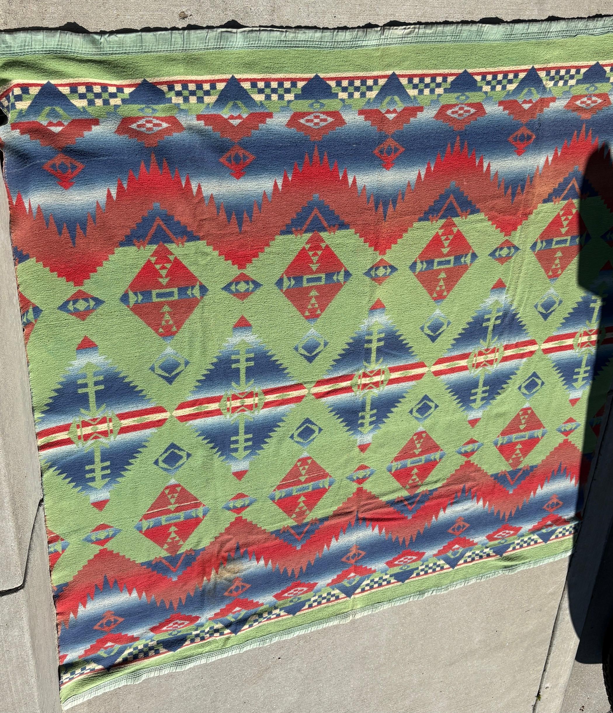 Manta de campamento con diseño indio Beacon de 1930 mediados del siglo XX en venta