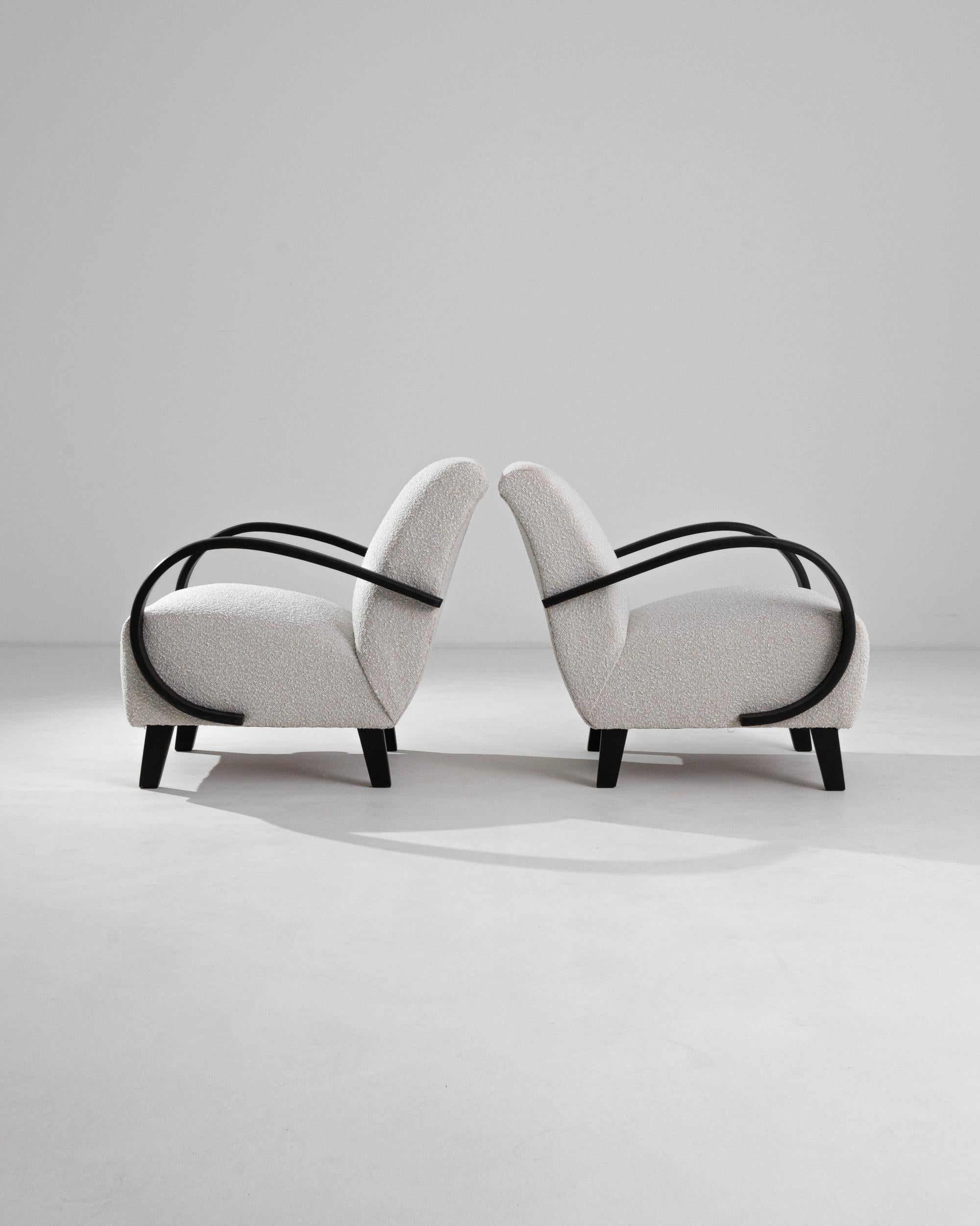 Mid-20th Century 1930s Bentwood Armchair by Jindrich Halabala