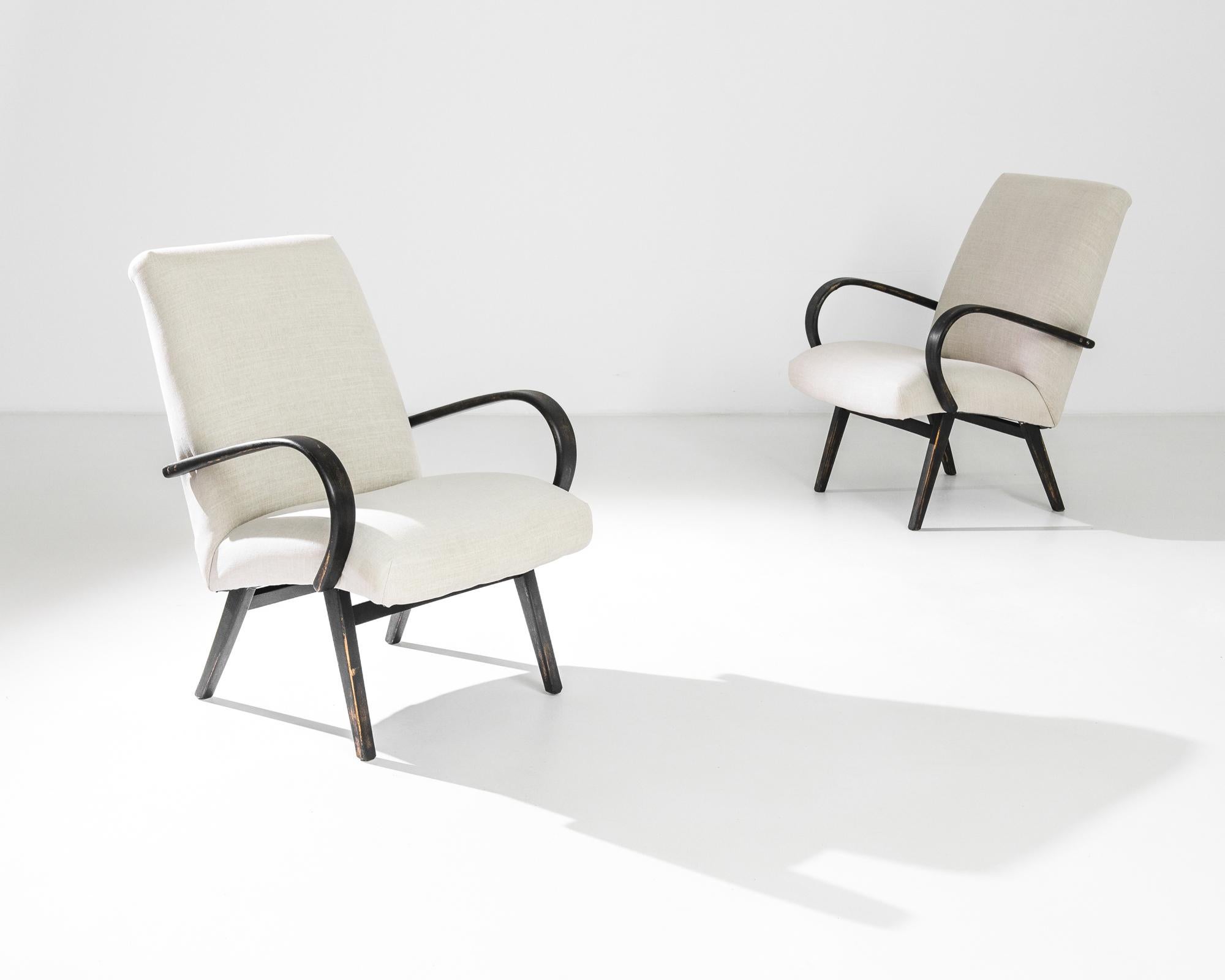 Mid-20th Century 1930s Bentwood Armchairs by Jindrich Halabala, a Pair For Sale