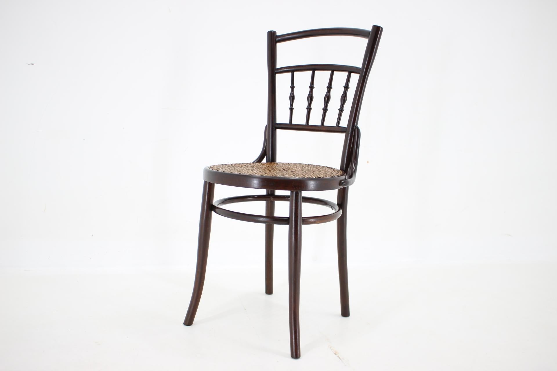 Legno curvato Sedia in Beeche del 1930 con sedile a pedale, Austria in vendita