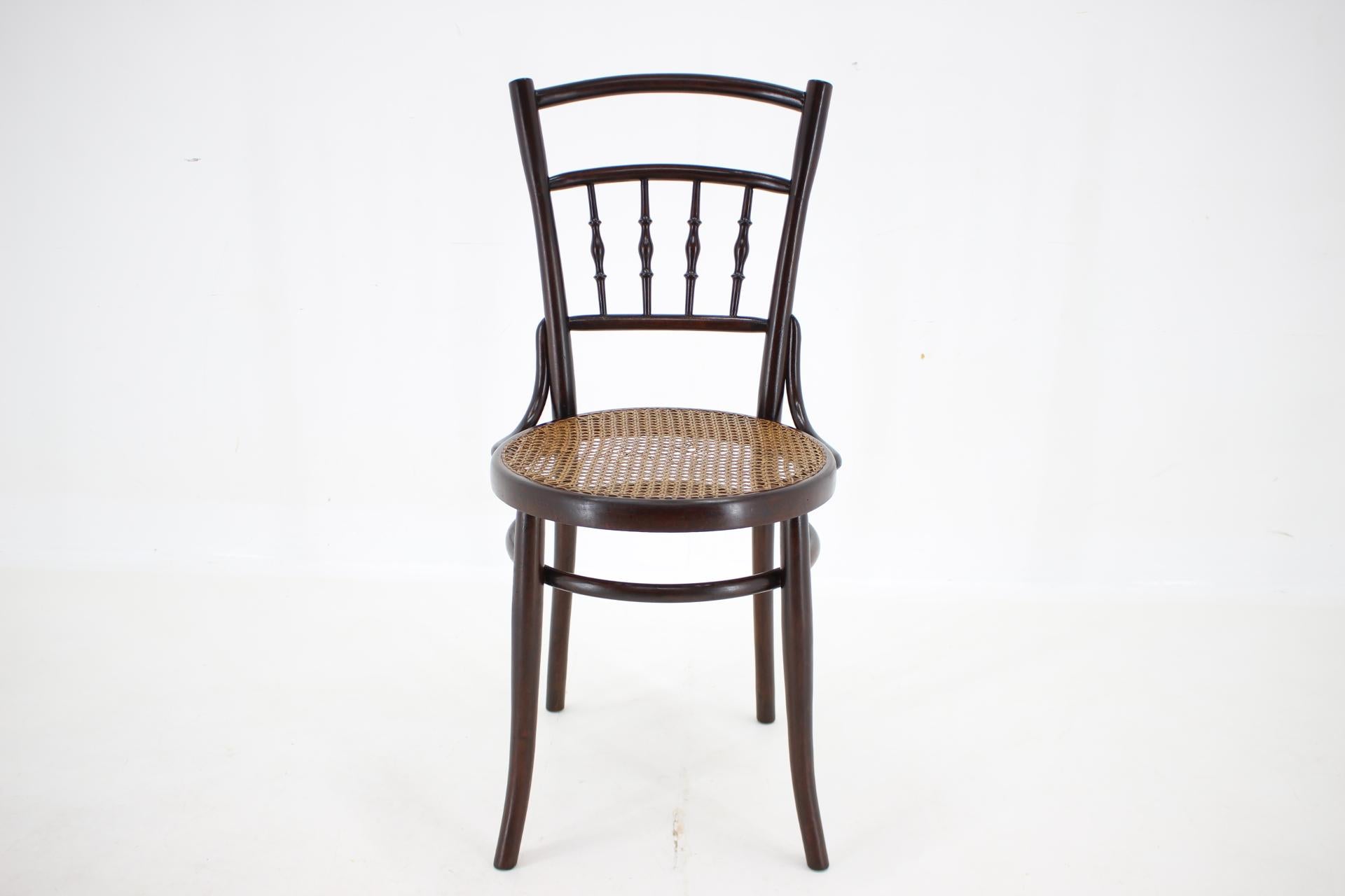 1930s Bentwood beech Chair with Pedig Seat, Austria For Sale 2