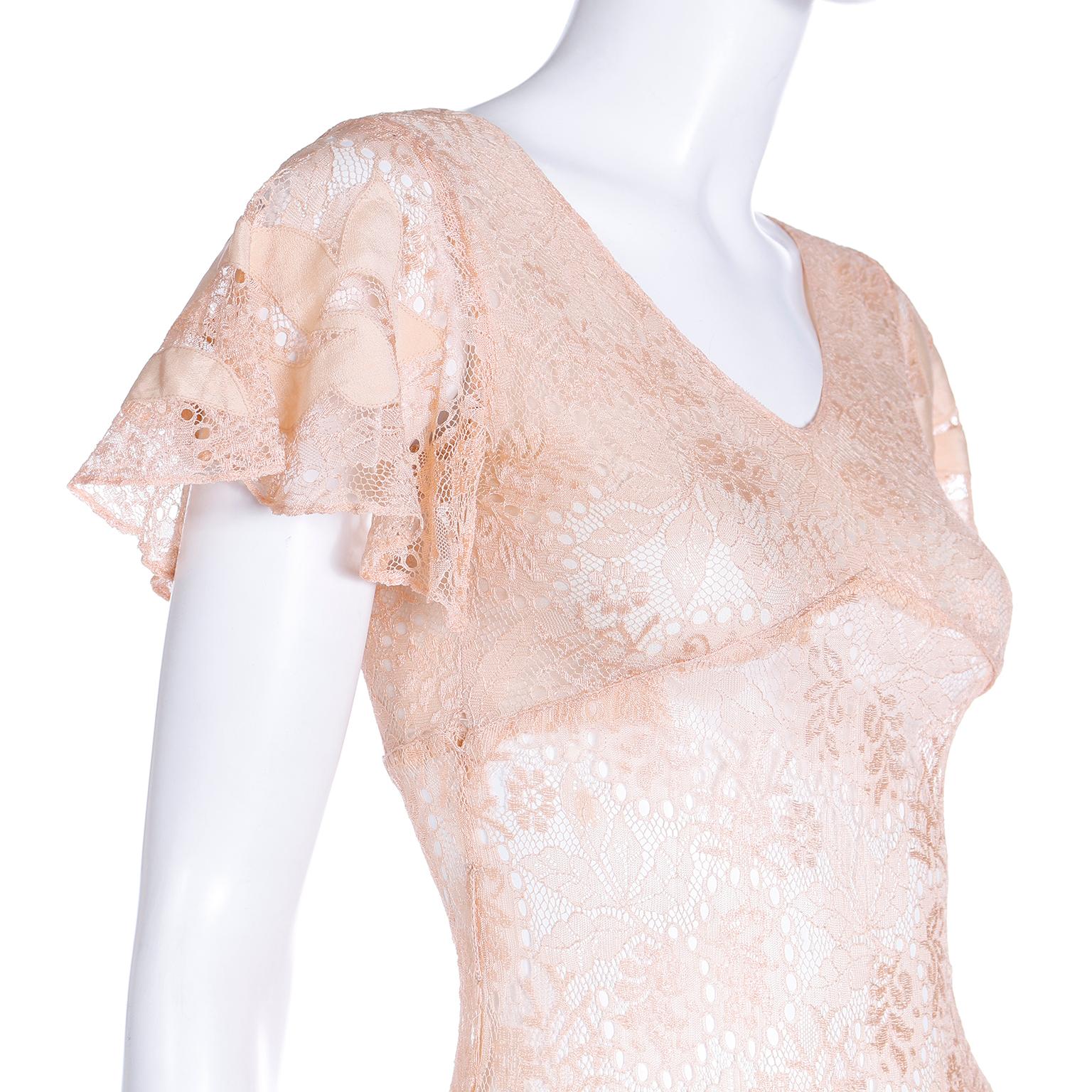 1930s Bias Silk & Lace Vintage Dress in Peach W Appliqués Butterfly Sleeves For Sale 4