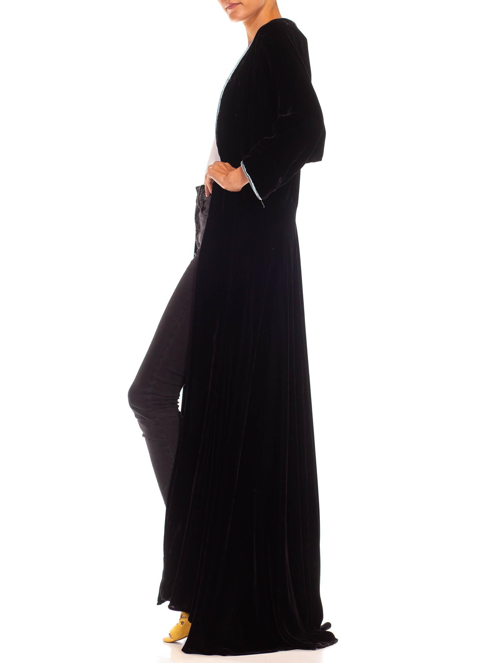Women's 1930S Black & Aqua Trim Silk/Rayon Velvet Robe For Sale