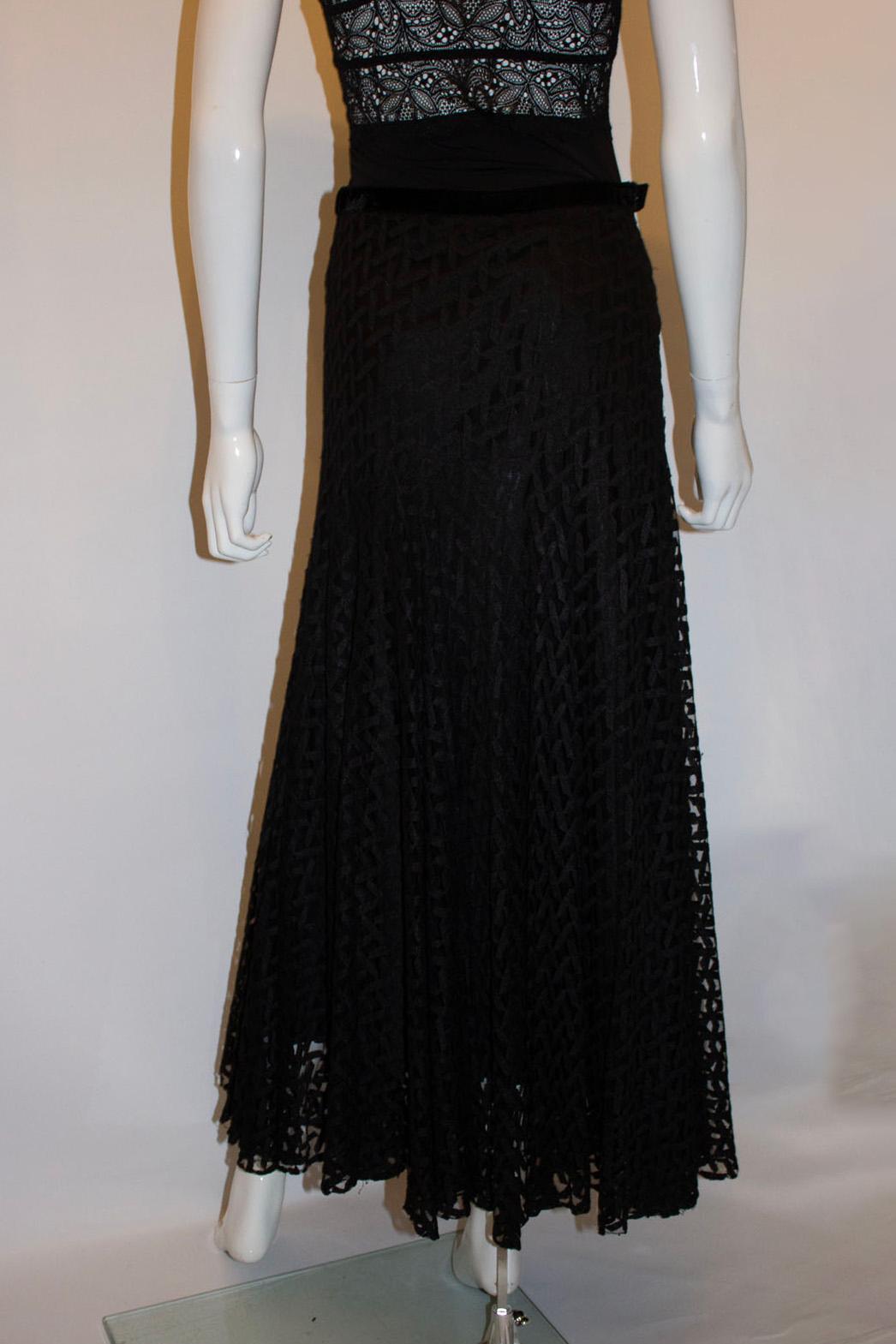 1930s Black Flared Evening Skirt In Good Condition For Sale In London, GB