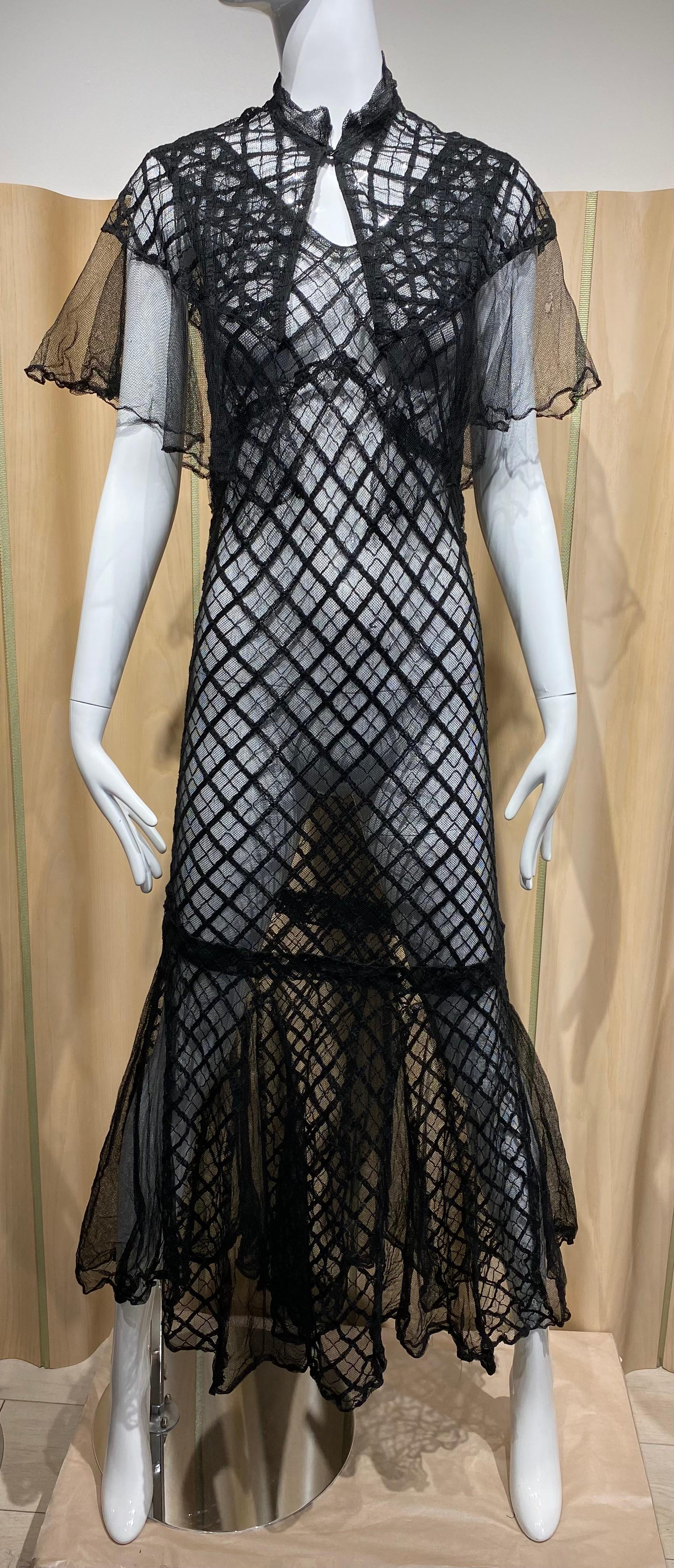 1930s Black Lace Dress with capelet 3