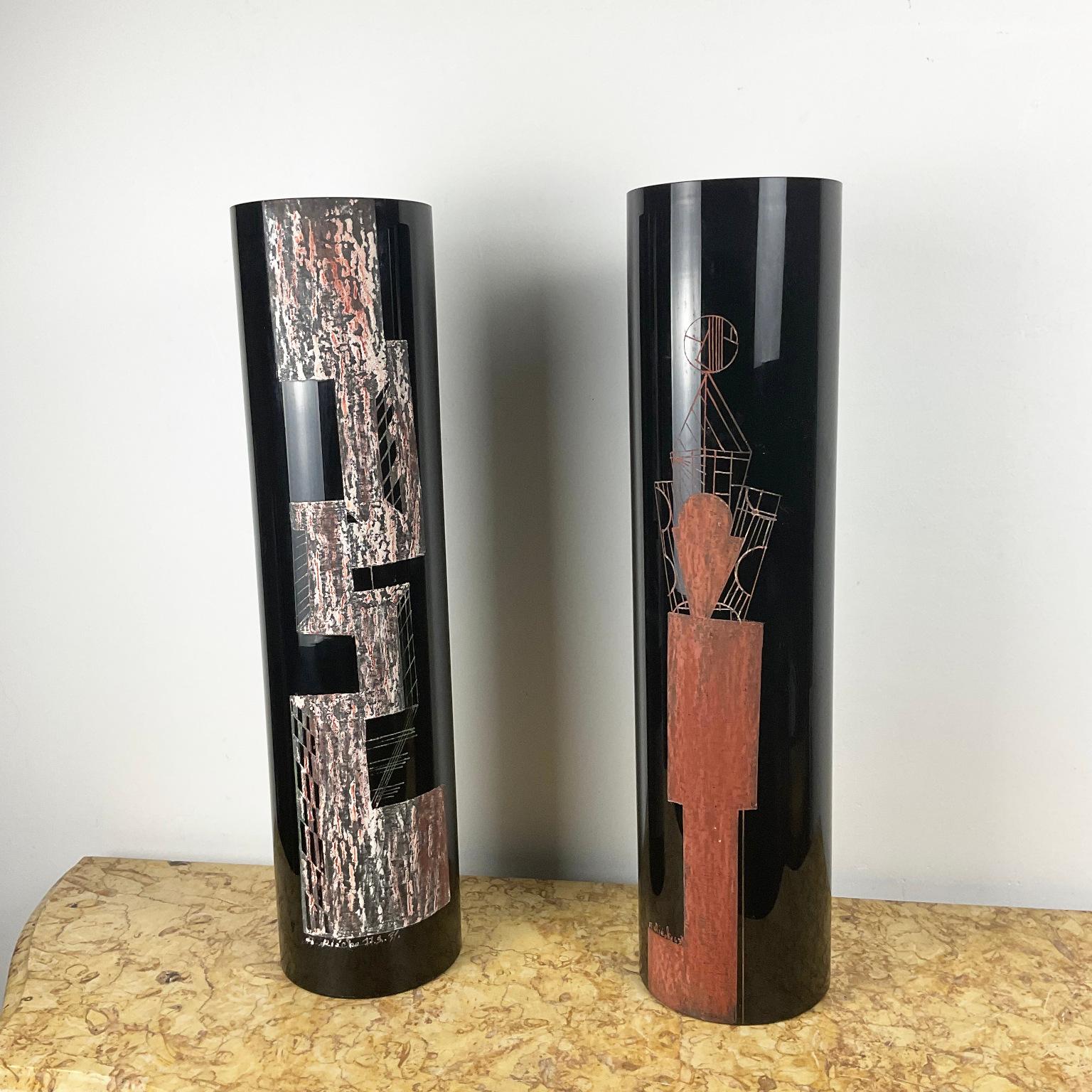 1930s Vase Engraved By Anatole Riecke in Black Opaline with a Red Cubist Figure For Sale 4