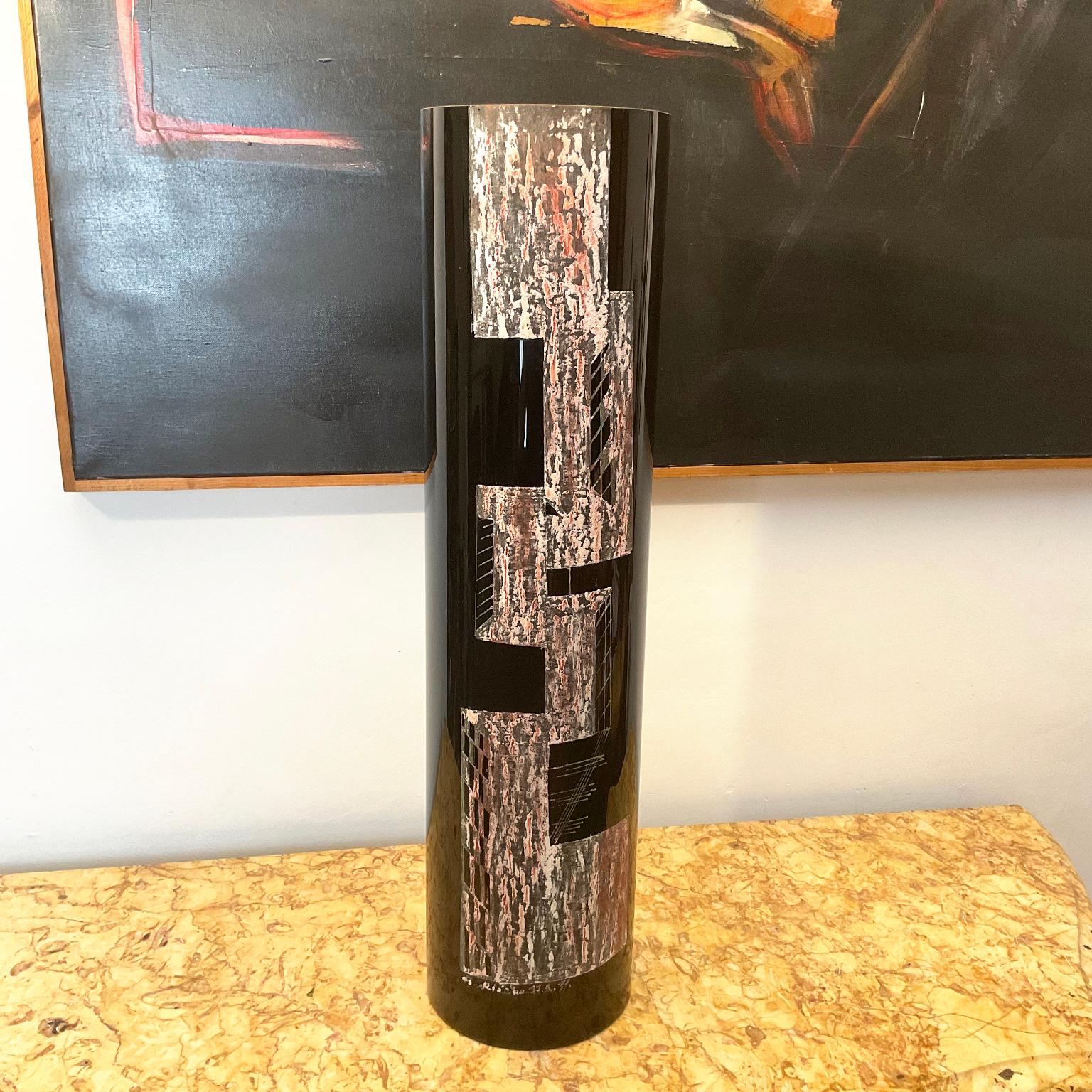 Mid-20th Century 1930s Vase Engraved by Anatole Riecke with Cubist Designed For Sale