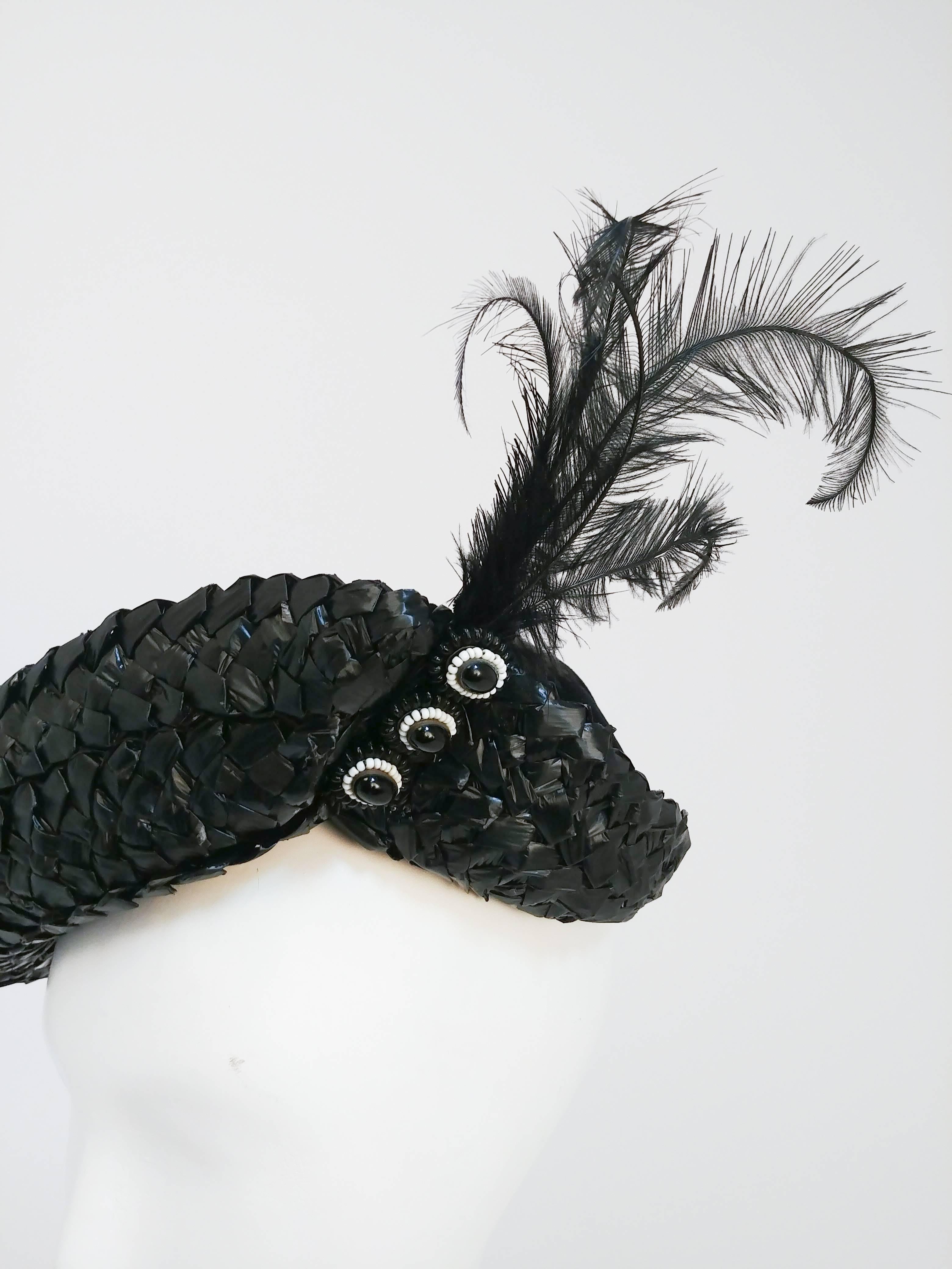 1930's Black Silk Velvet and Raffia Hat For Sale 4
