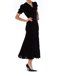 1930S Black Silk Velvet Art-Deco Seamed Bias-Cut Cocktail Dress With Cute Puff